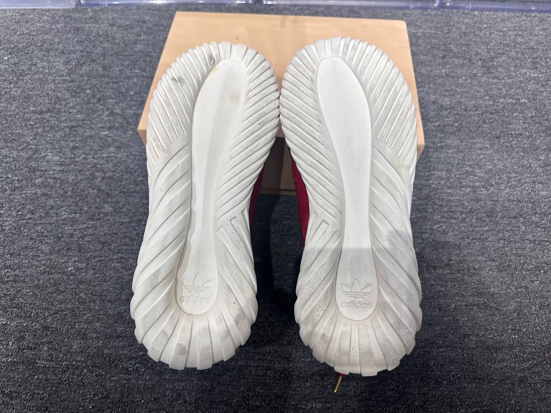 Adidas Adidas Basketball Lowtop Sneakers 10.5 Men Size US 10.5 / EU 43-44 - 6 Thumbnail