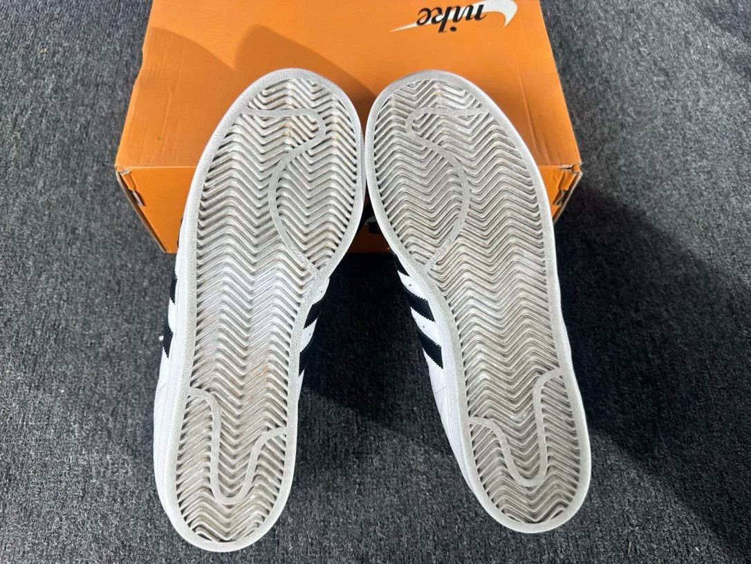 Adidas Adidas White Lowtop Sneakers 10 Men Size US 10 / EU 43 - 6 Thumbnail