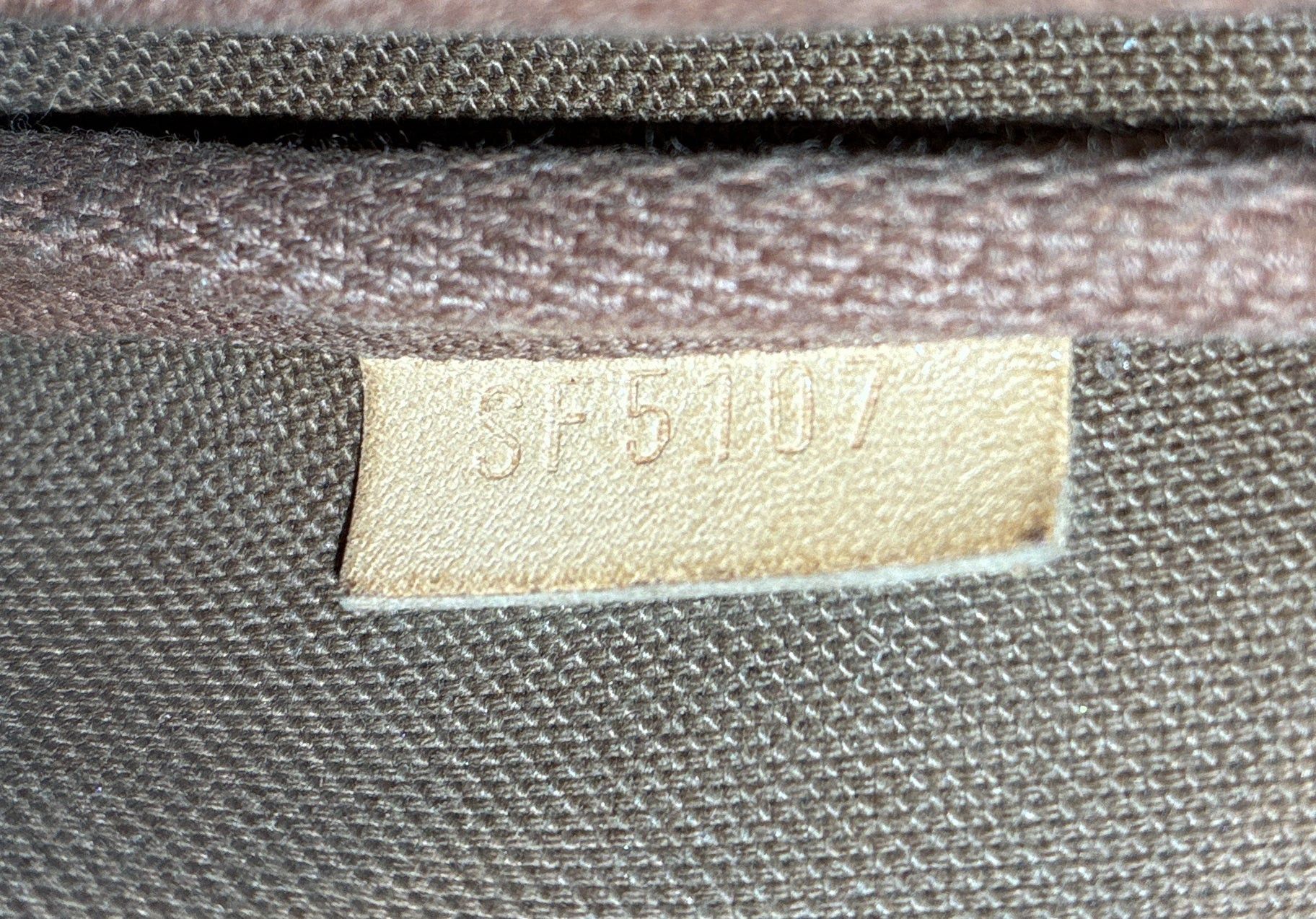 Louis Vuitton Pochette Accessoires Size ONE SIZE - 7 Thumbnail