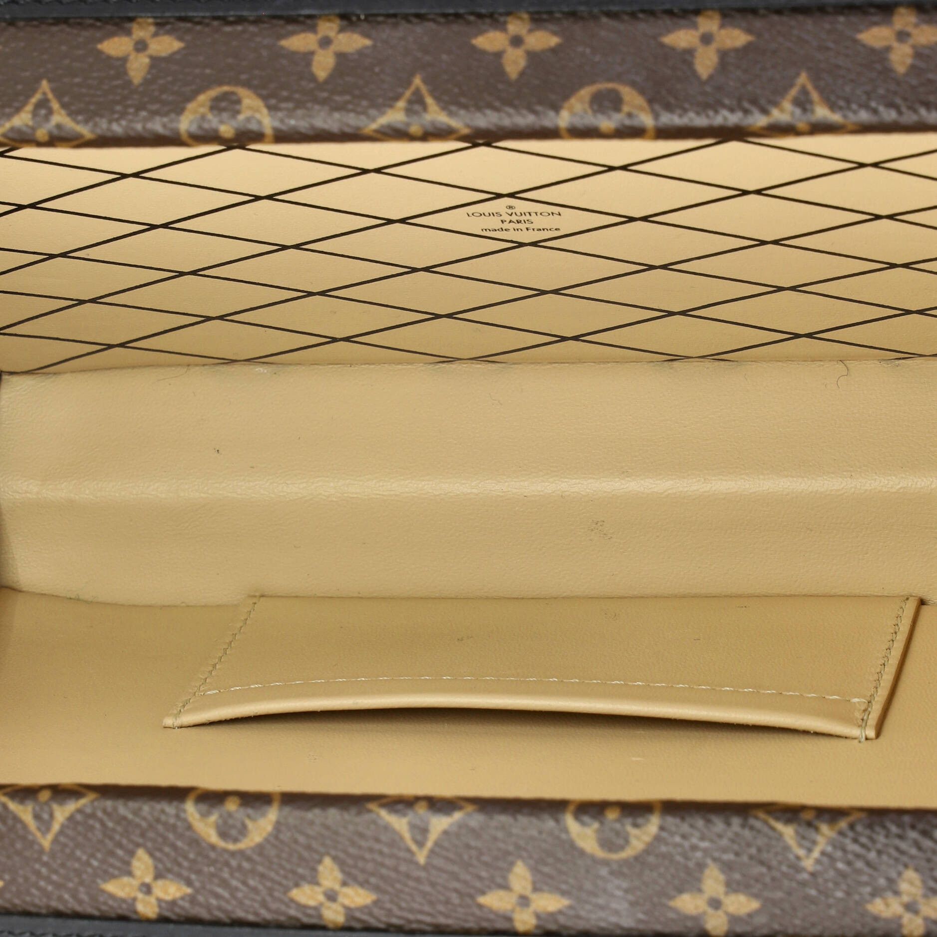Louis Vuitton Petite Malle Handbag Size ONE SIZE - 5 Thumbnail