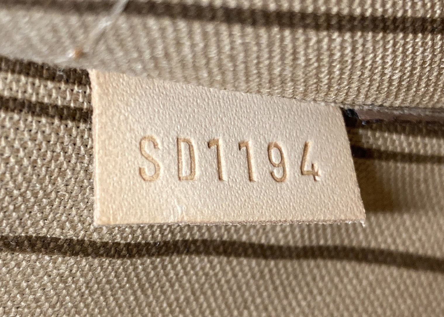 Louis Vuitton Neverfull Pochette Size ONE SIZE - 8 Thumbnail