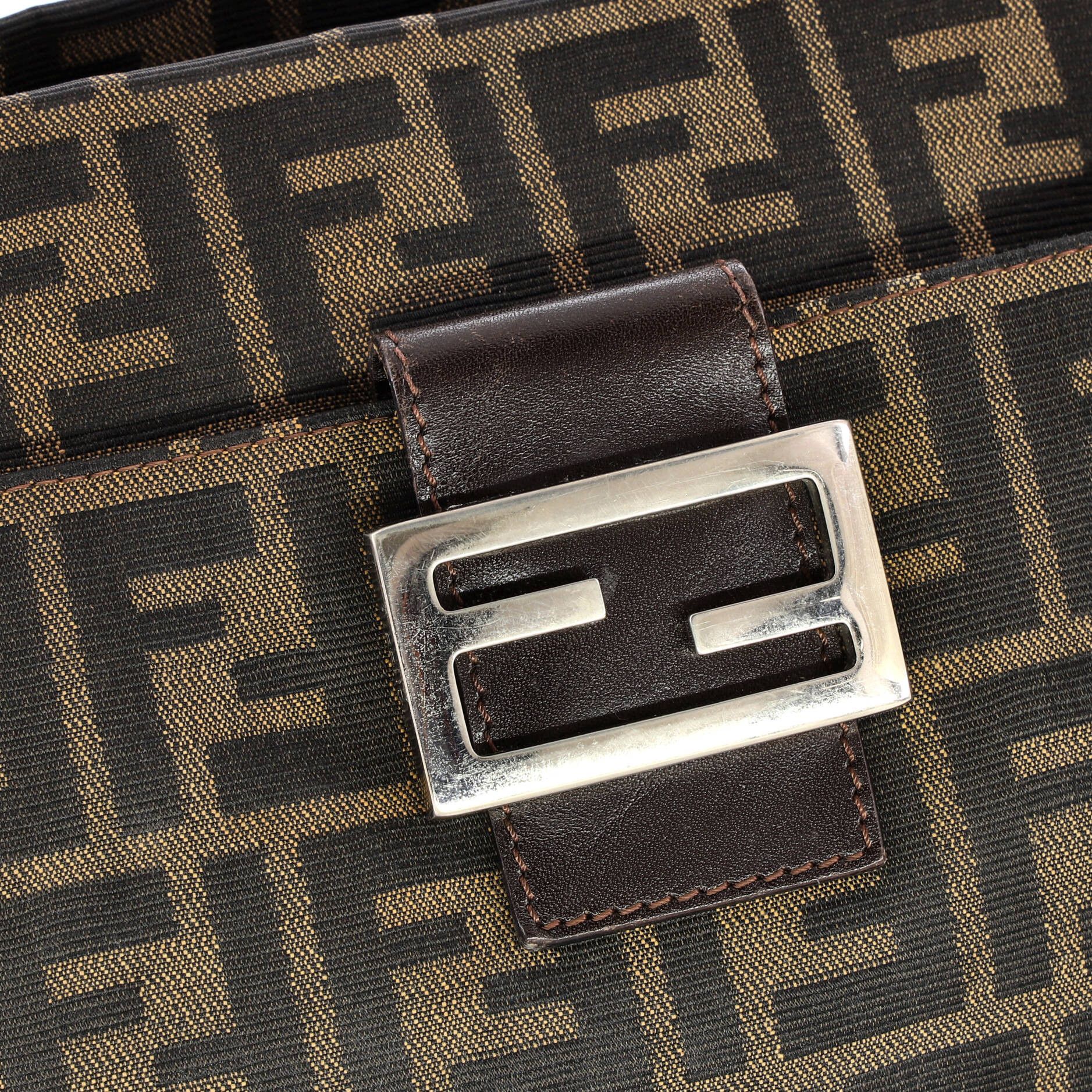 Fendi Vintage Pocket Shoulder Bag Size ONE SIZE - 6 Thumbnail