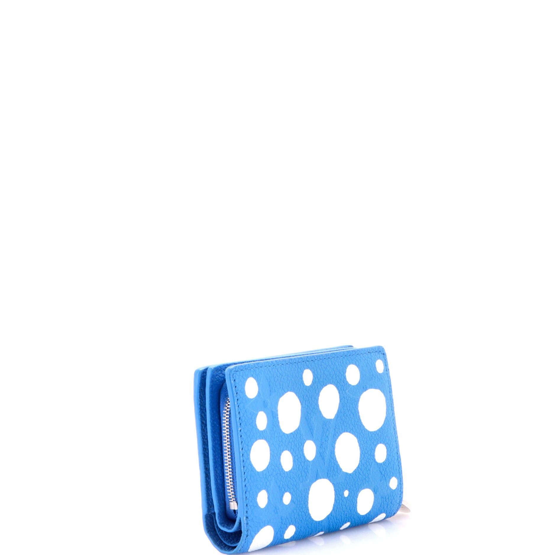 Louis Vuitton Clea Wallet Size ONE SIZE - 2 Thumbnail