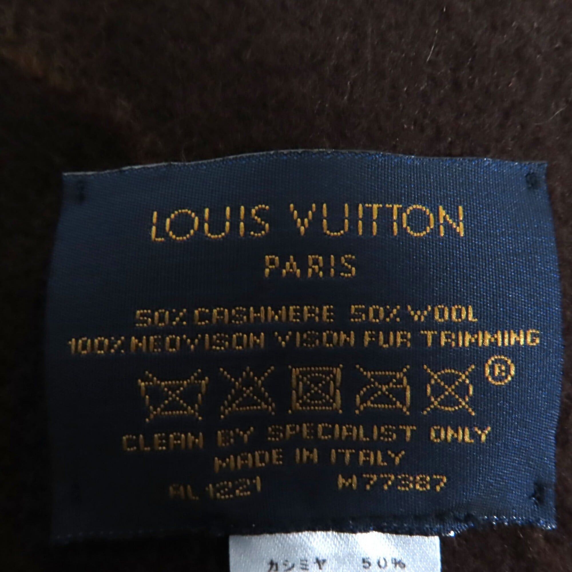 Louis Vuitton LOUIS VUITTON M77387 The Ultimate Fur Cashmere Wool Monogram Giant Scarf, Brown, Made in Italy, Authentic, Women's. Size ONE SIZE - 10 Thumbnail