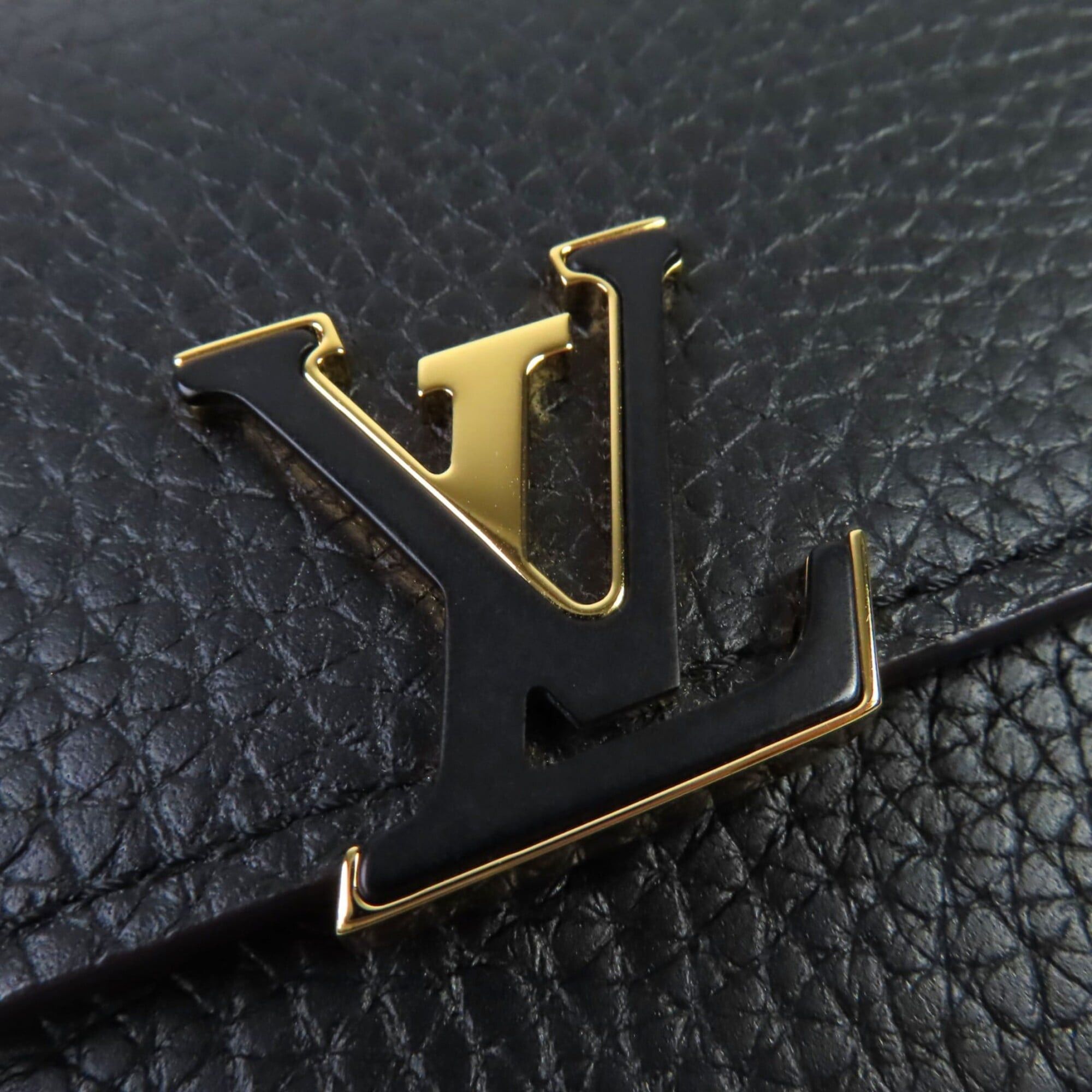 Louis Vuitton LOUIS VUITTON M62157 Portefeuille Capucines Compact Taurillon Leather Noir Hot Pink Bi-fold Wallet Gold Hardware Comes with Box and Dust Bag Made in France Women's Size ONE SIZE - 9 Thumbnail