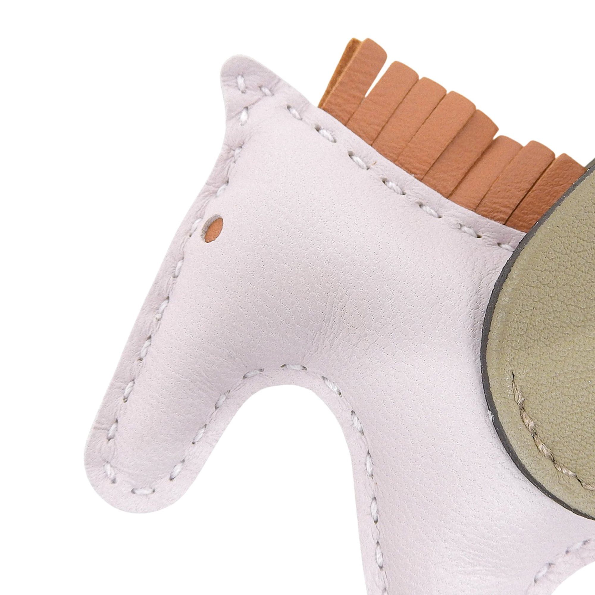 Hermes HERMES Rodeo Pegasus PM bag charm in Agneau Milo mauve pale beige Malfa Pain d'Épices with W stamp, box included, made France, women's. Size ONE SIZE - 4 Thumbnail