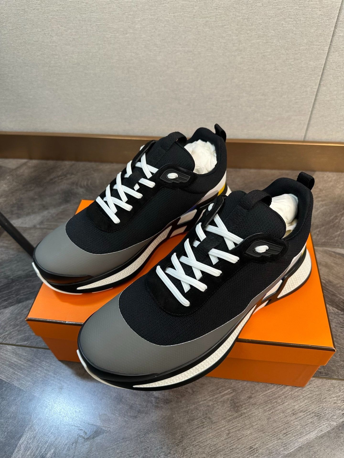 Hermes Hermes Iron Black Gray Dad Shoes Size US 9 / EU 42 - 2 Thumbnail