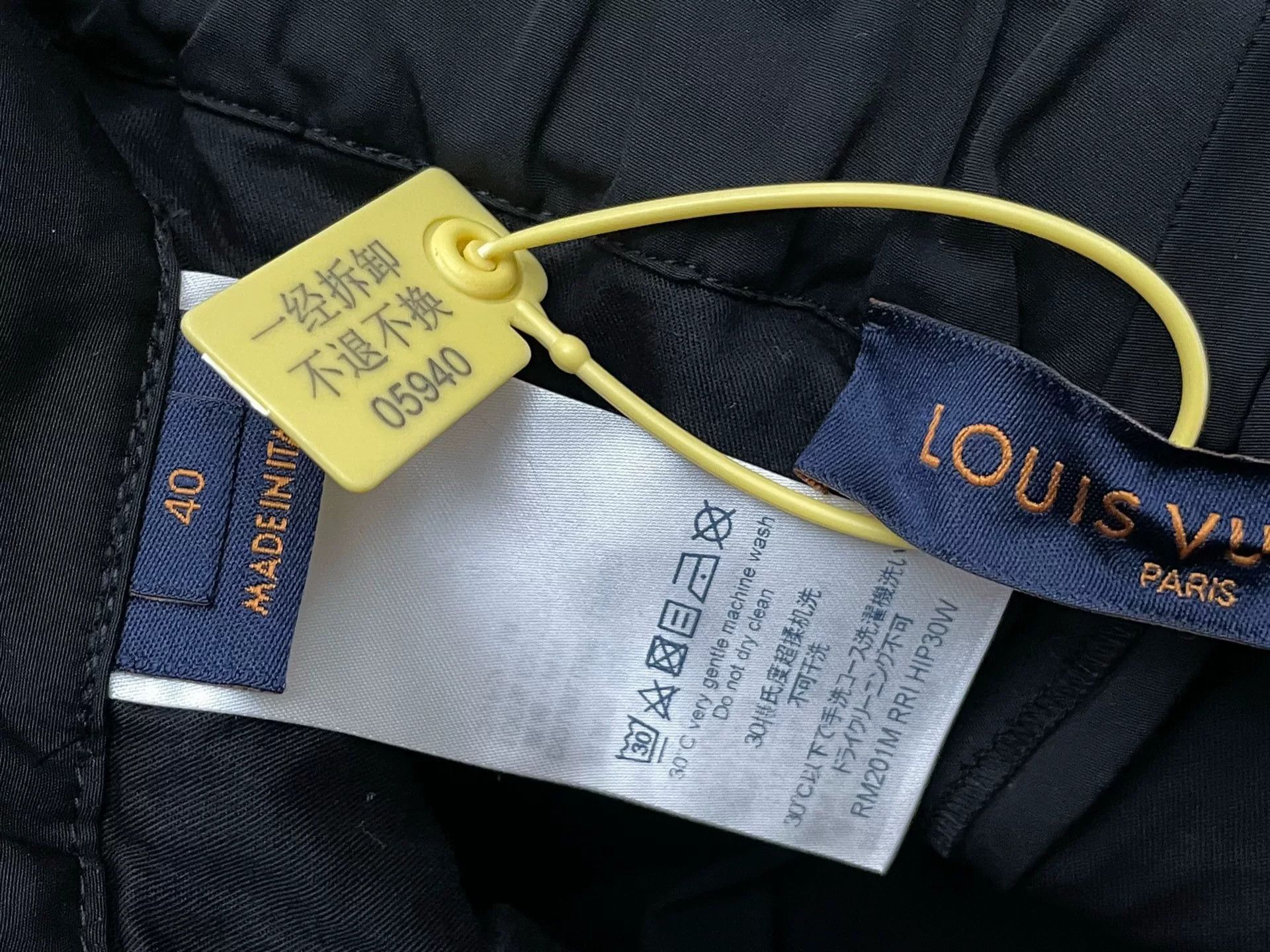 Louis Vuitton Louis Vuitton SS20 Nylon 3D Pocket Cargo Pants Size US 28 / EU 44 - 6 Thumbnail