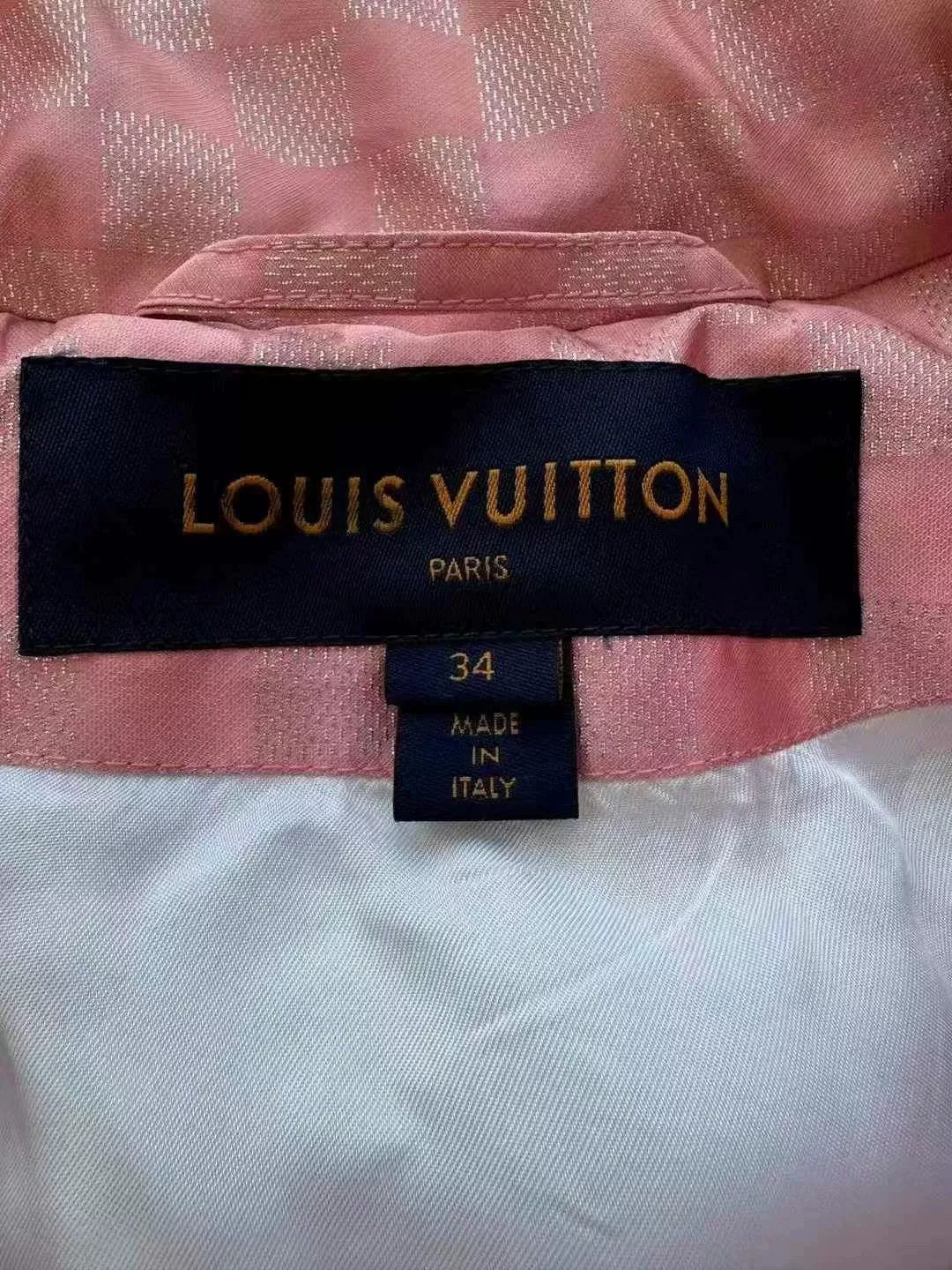 Louis Vuitton Louis Vuitton Pink Quilted Down Jacket Size XXS / US 00 / IT 34 - 4 Thumbnail