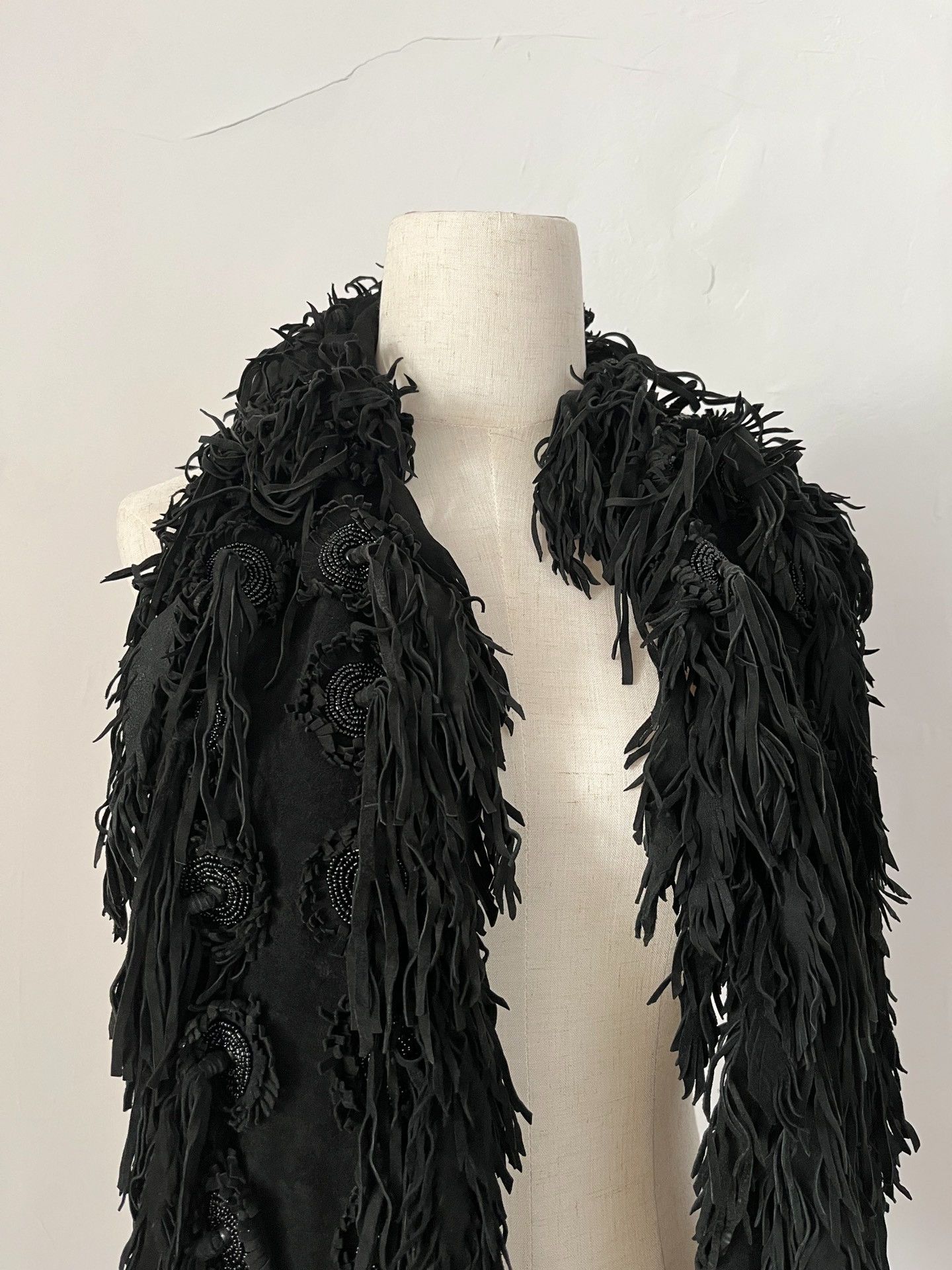 Share Spirit Homme Black Tassel Beaded Scarf Size ONE SIZE - 3 Thumbnail