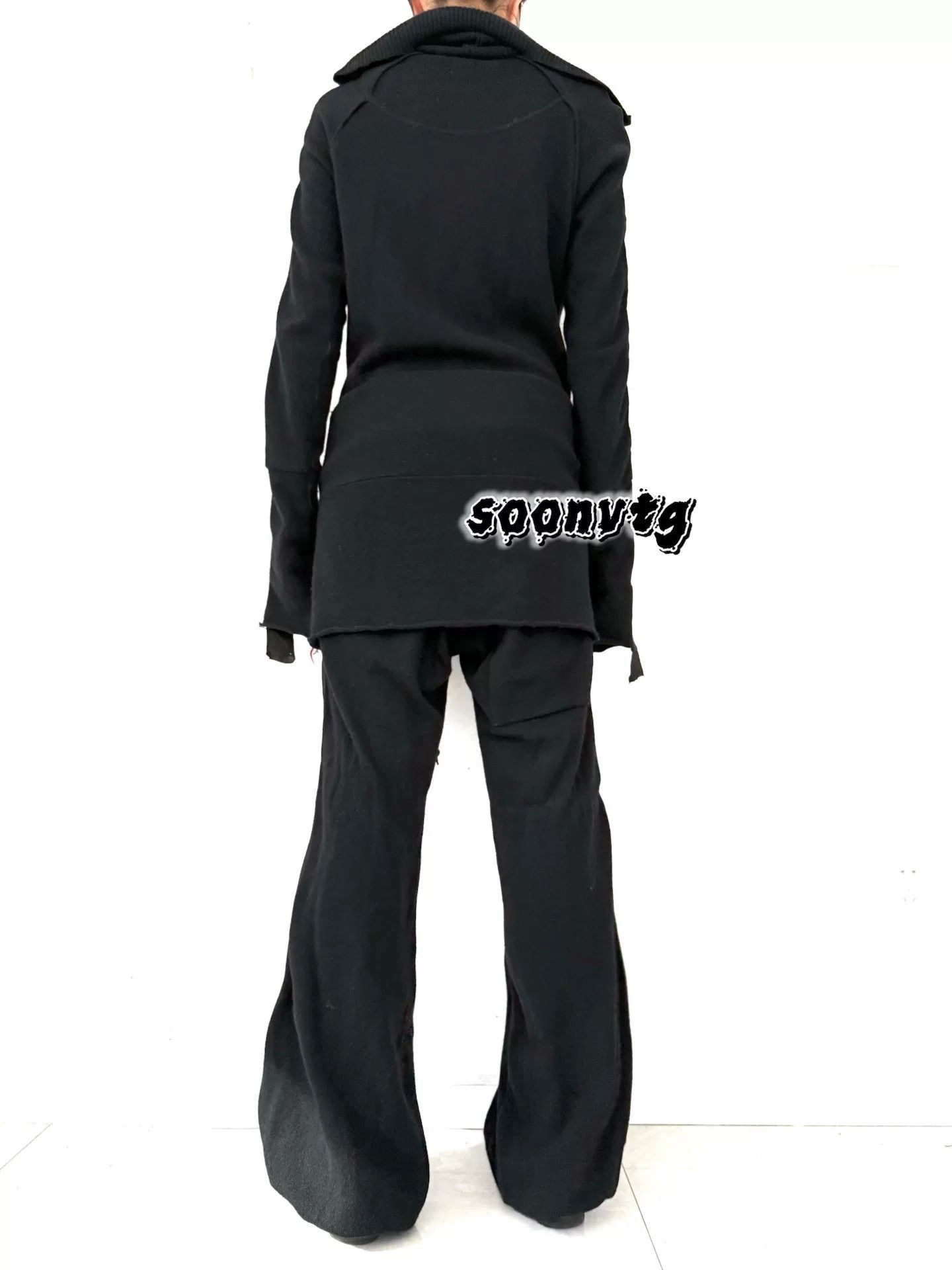 If Six Was Nine L.G.B Black Zip-Up Long-Sleeve Top Size US S / EU 44-46 / 1 - 9 Thumbnail