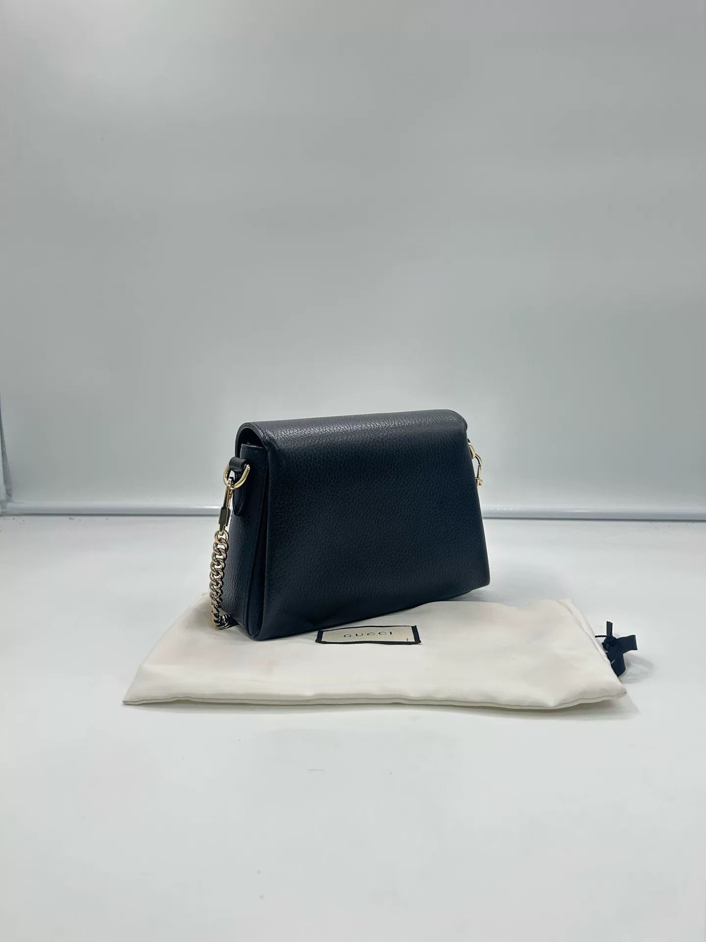 Gucci Gucci Black Gold Accordion Bag Size ONE SIZE - 3 Thumbnail