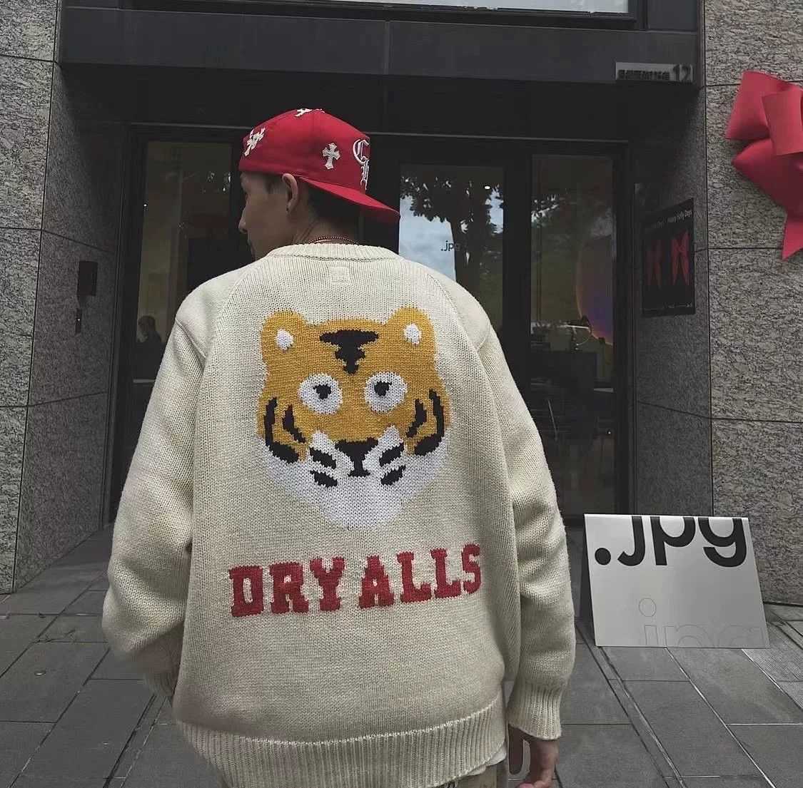 Human Made HUMAN MADE Tiger Head Crewneck Sweater Size US XL / EU 56 / 4 - 6 Thumbnail