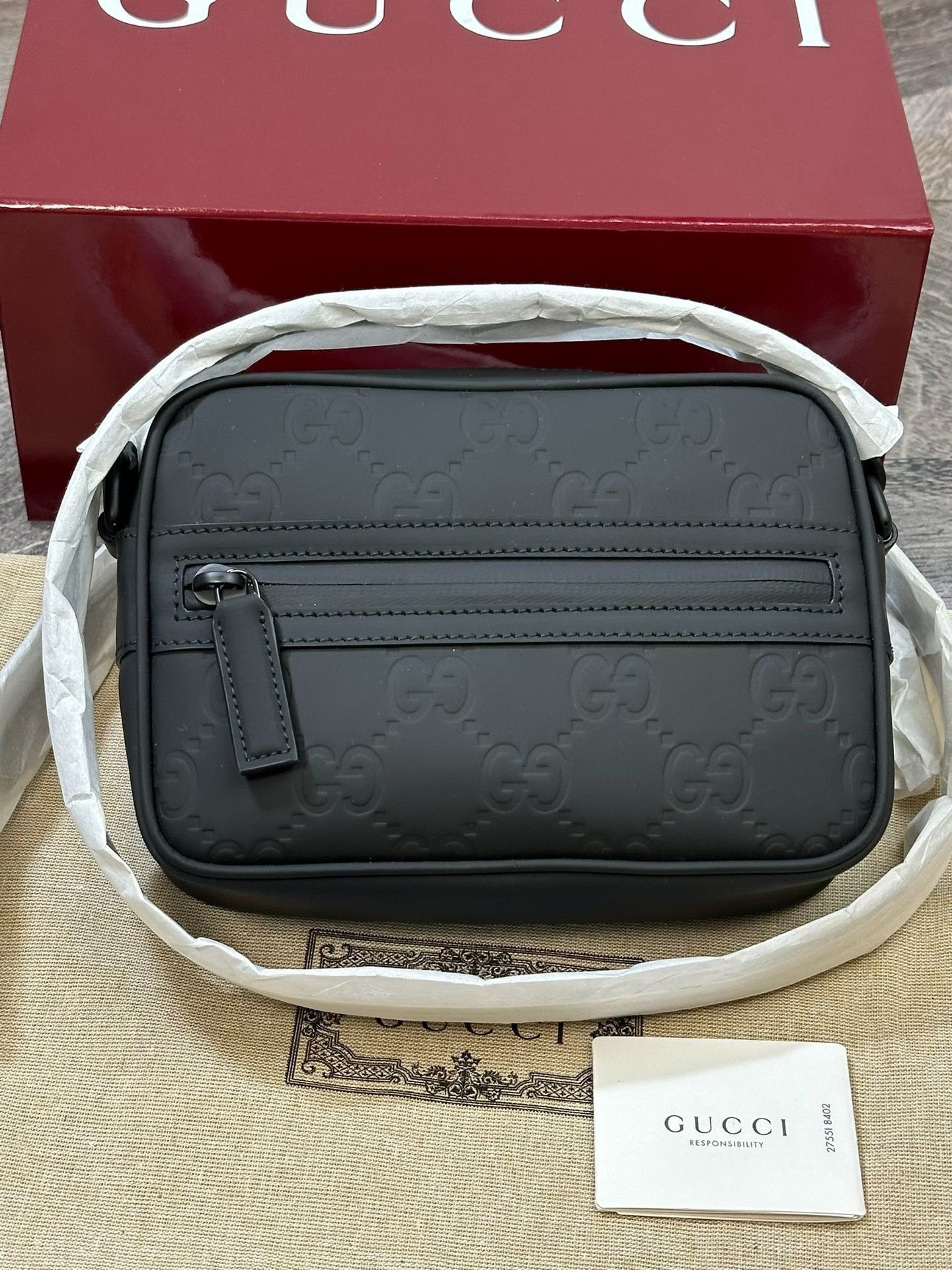 Gucci Gucci Black Embossed Logo Camera Bag Size ONE SIZE - 2 Thumbnail