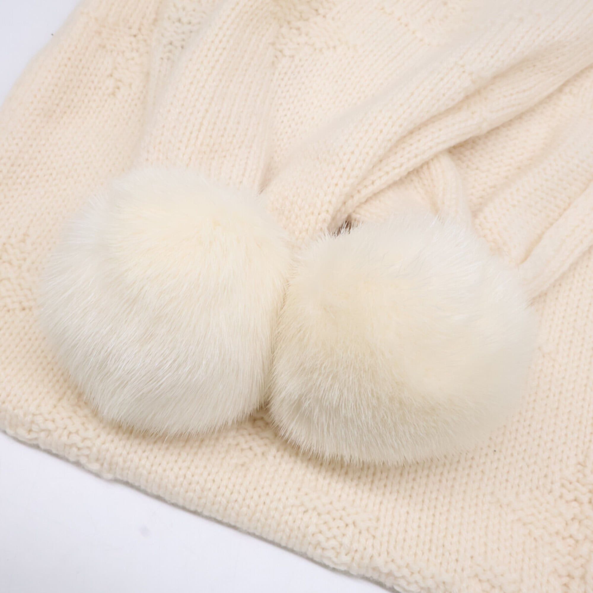 Louis Vuitton LOUIS VUITTON 401910 Monogram Cashmere Mink Fur Scarf & Knit Hat - Ivory for Women Size ONE SIZE - 8 Thumbnail