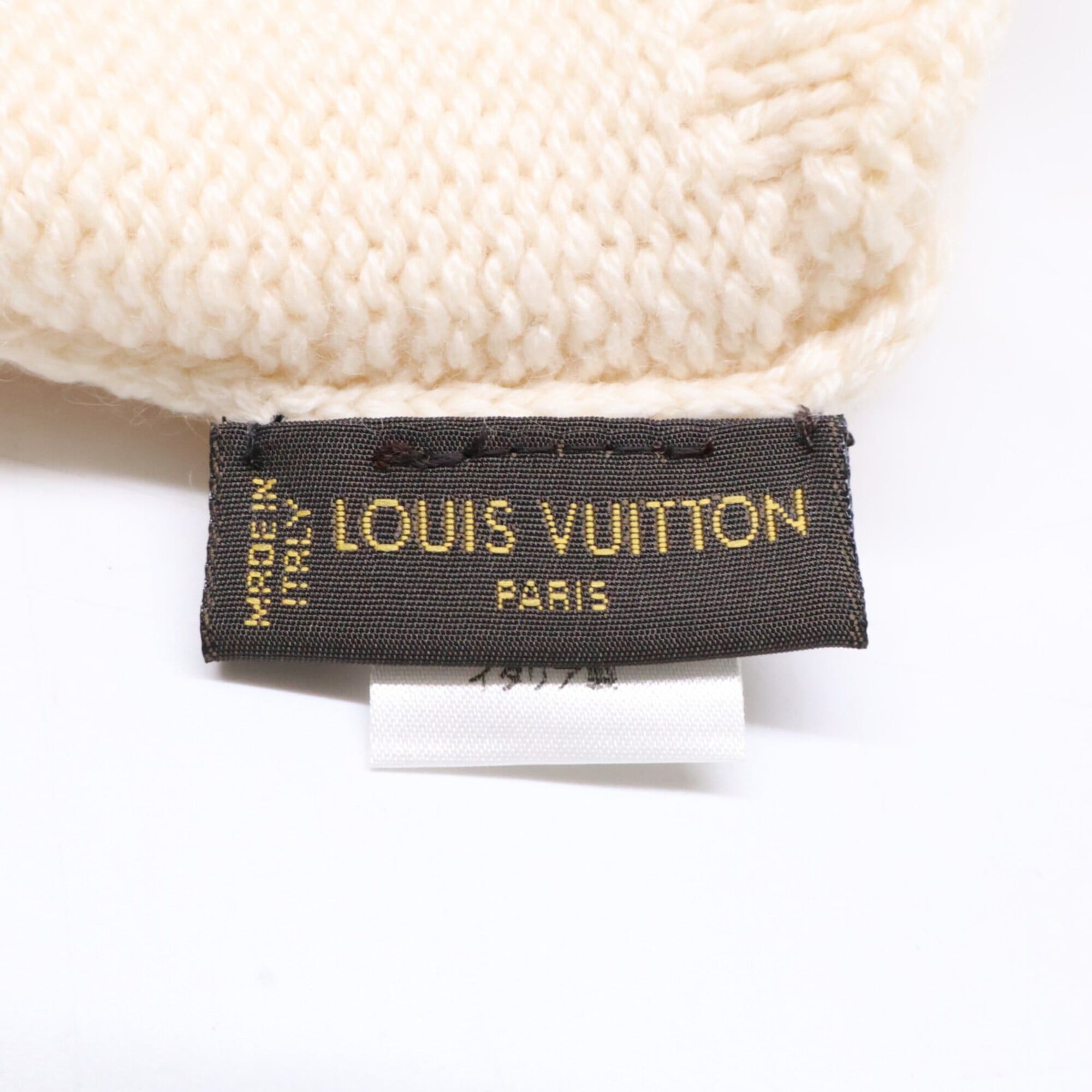 Louis Vuitton LOUIS VUITTON 401910 Monogram Cashmere Mink Fur Scarf & Knit Hat - Ivory for Women Size ONE SIZE - 5 Thumbnail