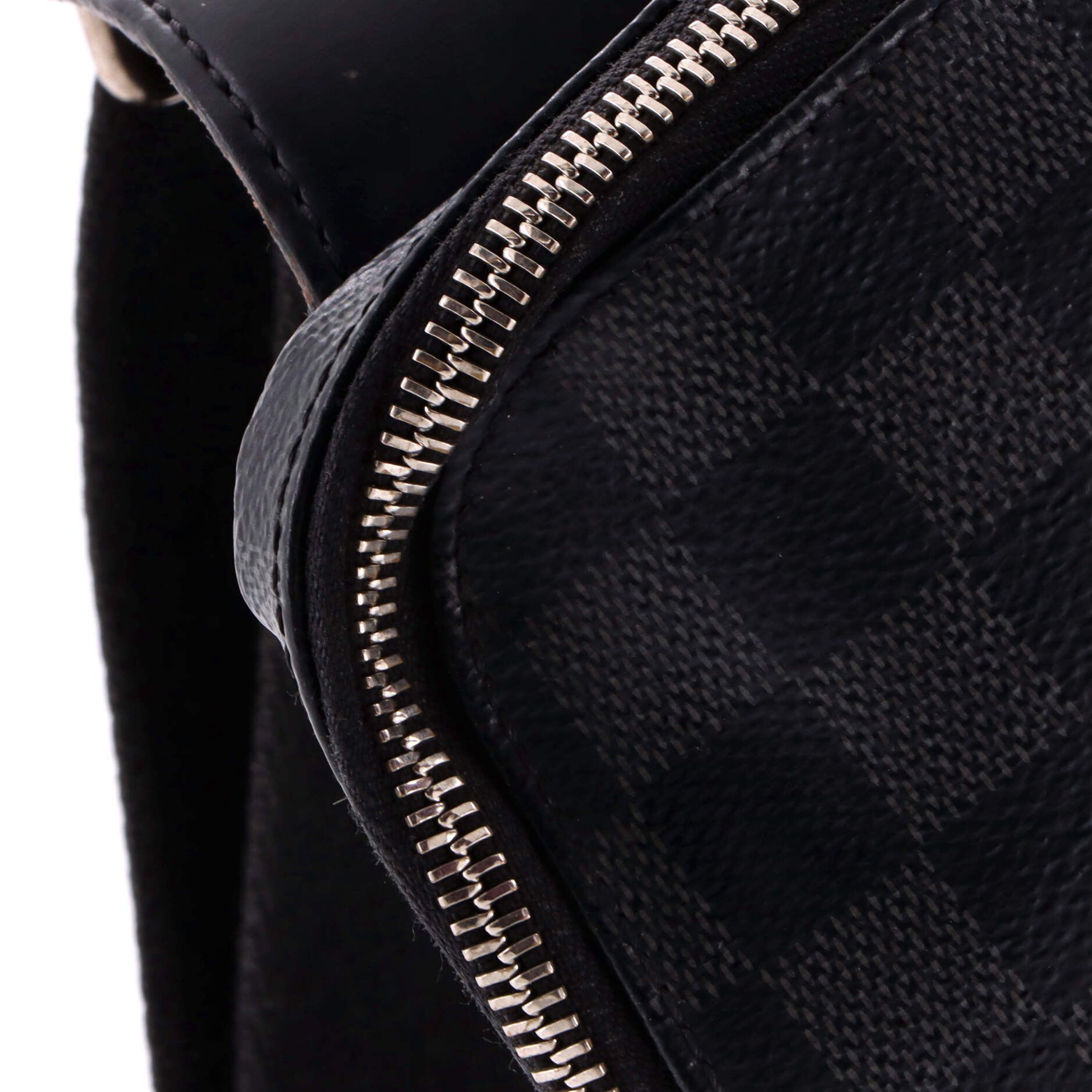 Louis Vuitton Avenue Sling Bag Size ONE SIZE - 6 Thumbnail