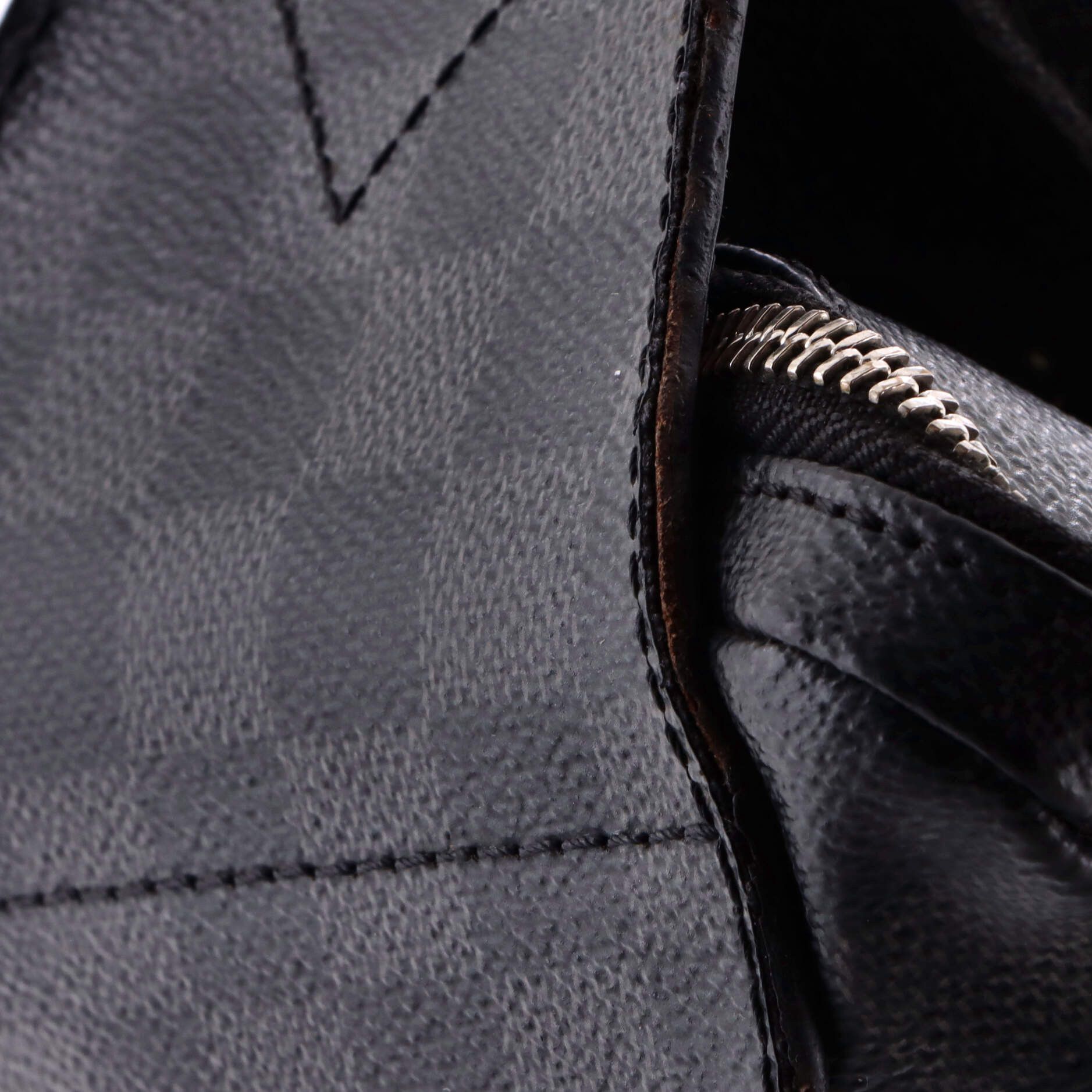 Louis Vuitton Avenue Sling Bag Size ONE SIZE - 7 Thumbnail