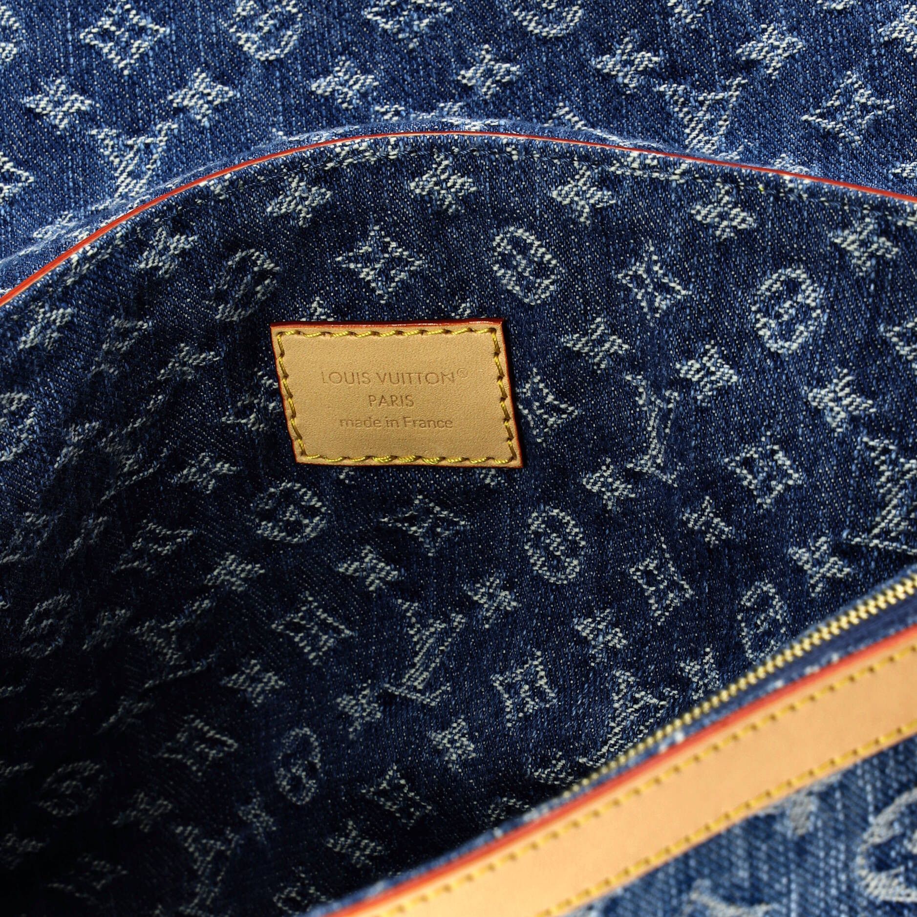 Louis Vuitton Dauphine Soft Shoulder Bag Size ONE SIZE - 6 Thumbnail