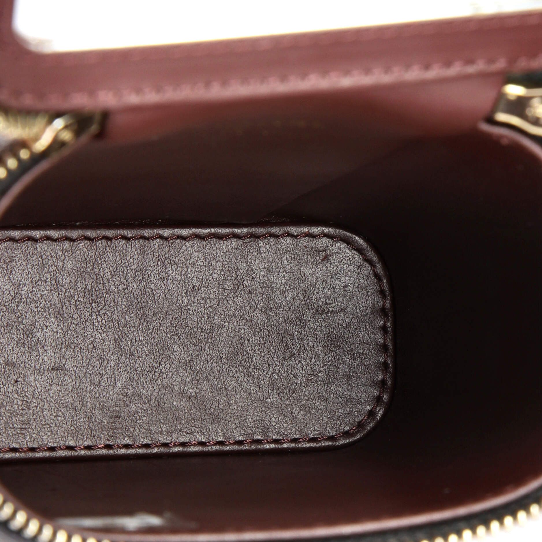 Chanel Vertical Classic Vanity Case with Chain Size ONE SIZE - 5 Thumbnail