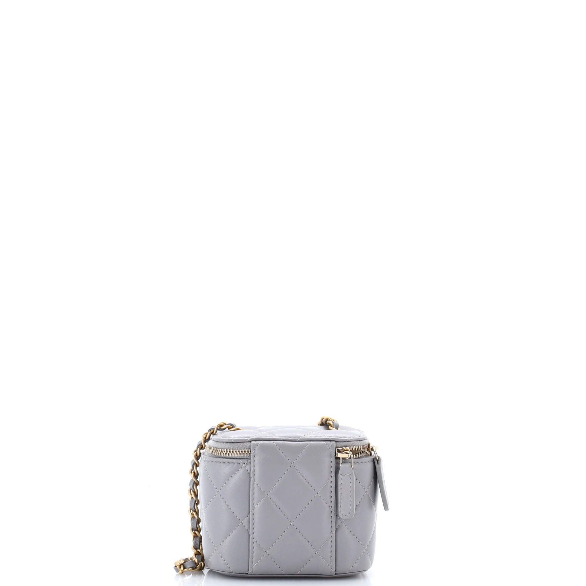 Chanel Pearl Crush Vanity Case with Chain Size ONE SIZE - 3 Thumbnail