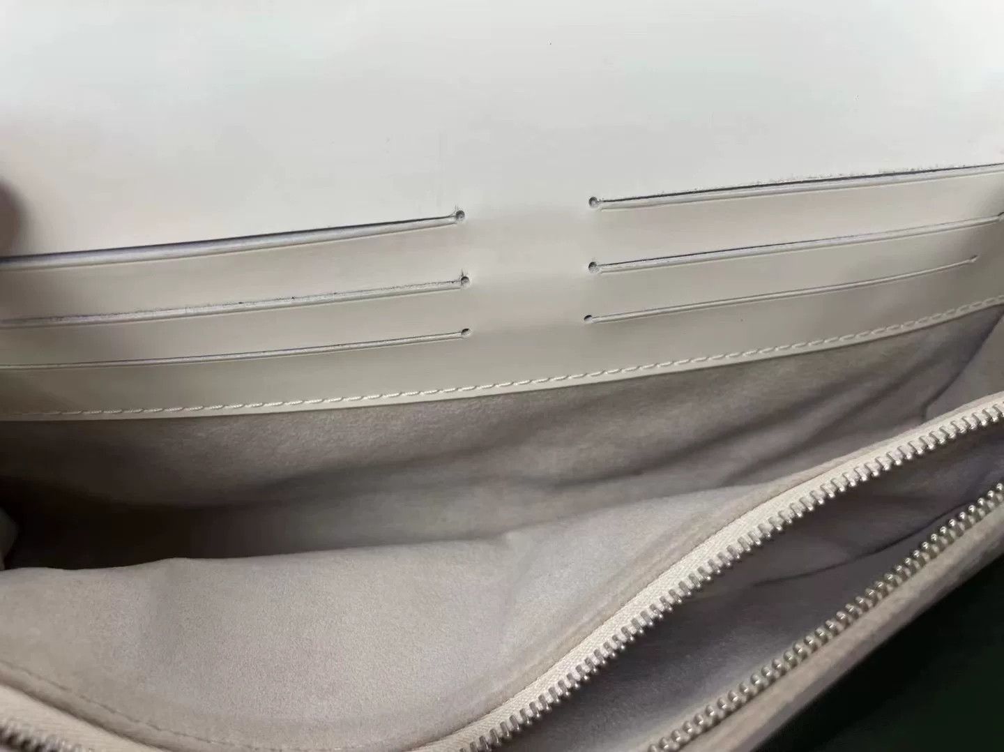 Louis Vuitton Louis Vuitton White Water Ripple Shoulder Bag Size ONE SIZE - 5 Thumbnail