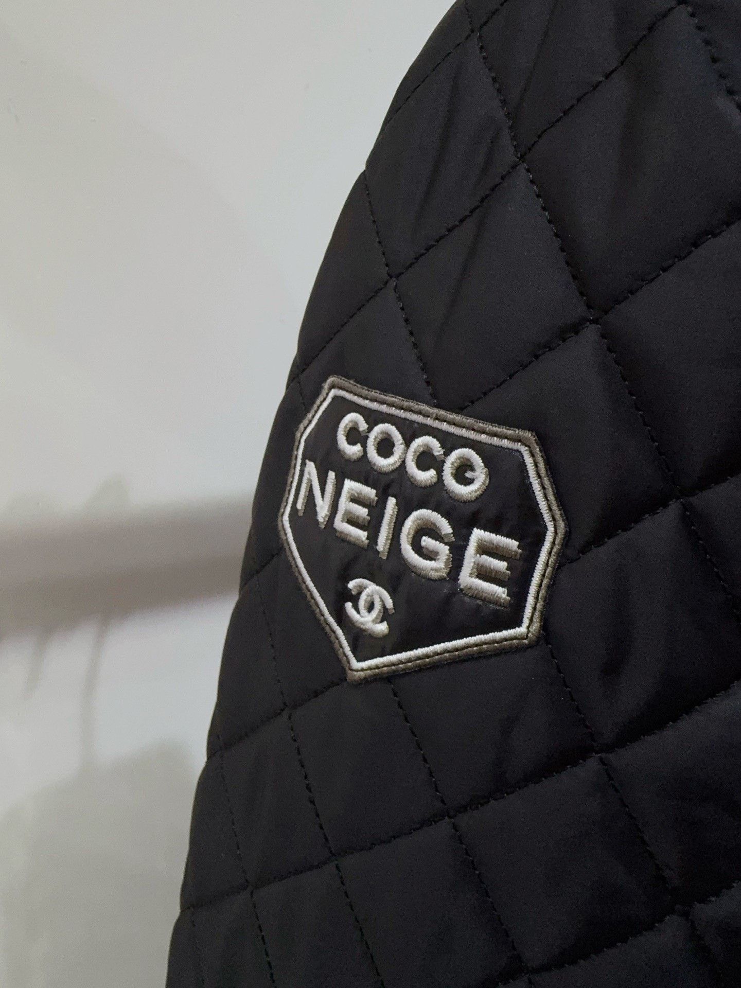 Chanel Chanel Coco Neige Quilted Coat Size XXS / US 00 / IT 34 - 3 Thumbnail
