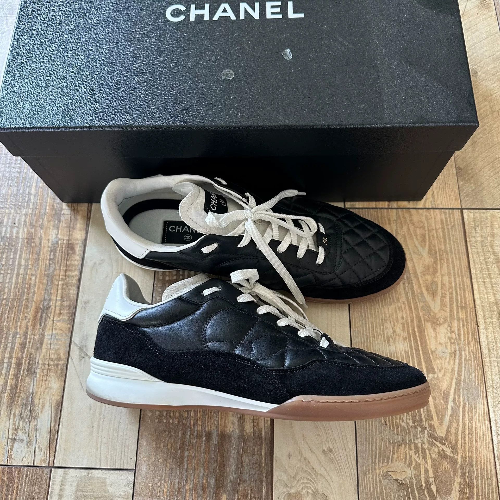 Chanel CHANEL Black Quilted Leather Low-Top Shoes Size US 9 / EU 42 - 3 Thumbnail