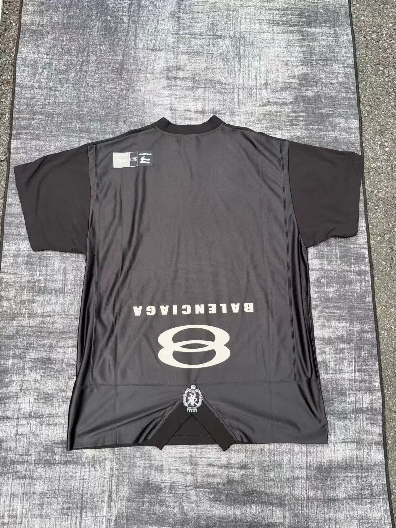 Balenciaga Balenciaga Double Ring Embroidery Tee Size US M / EU 48-50 / 2 - 2 Thumbnail