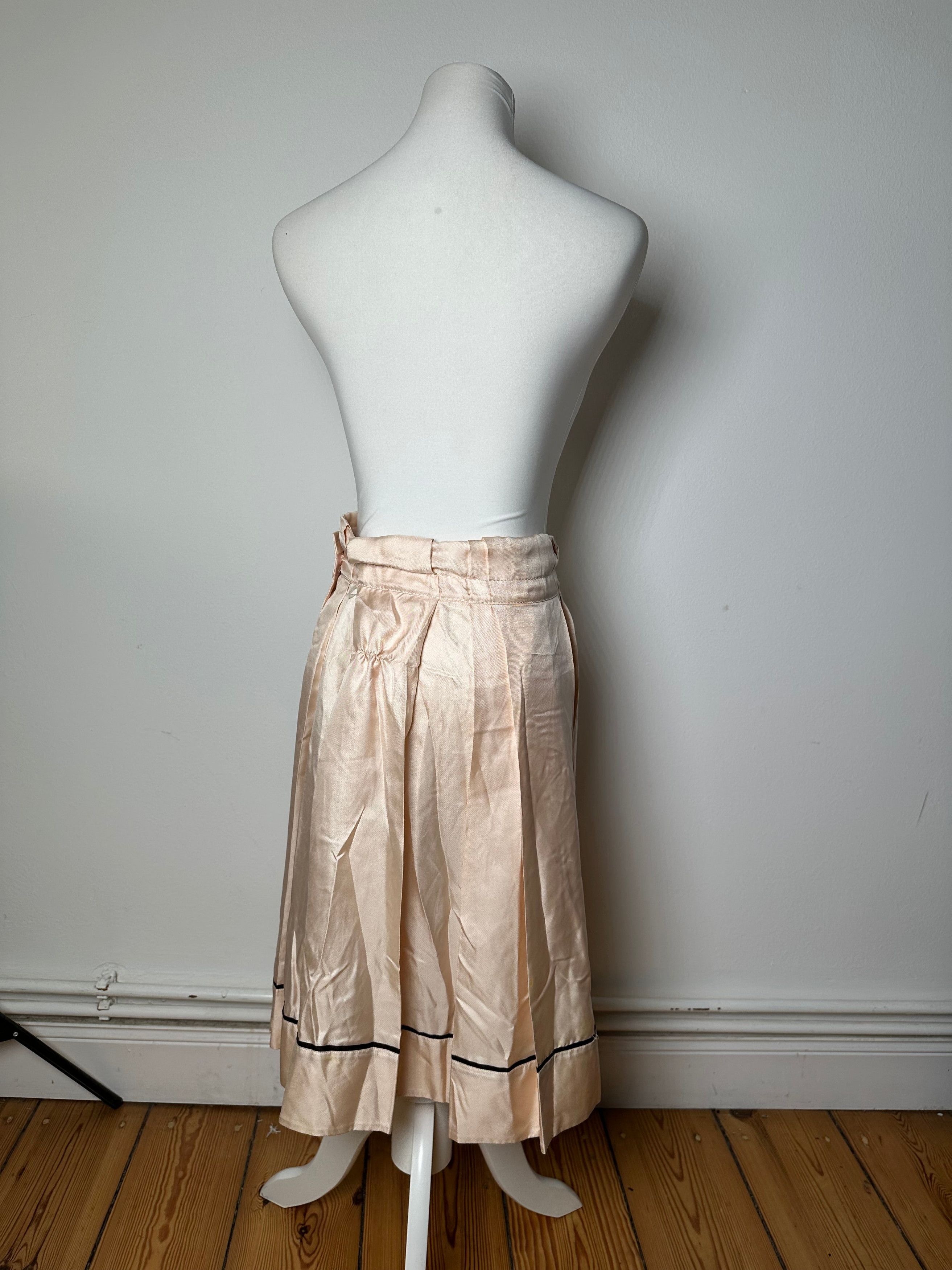 Celine Vintage Silk Skirt Pink Size 27" / US 4 / IT 40 - 3 Thumbnail