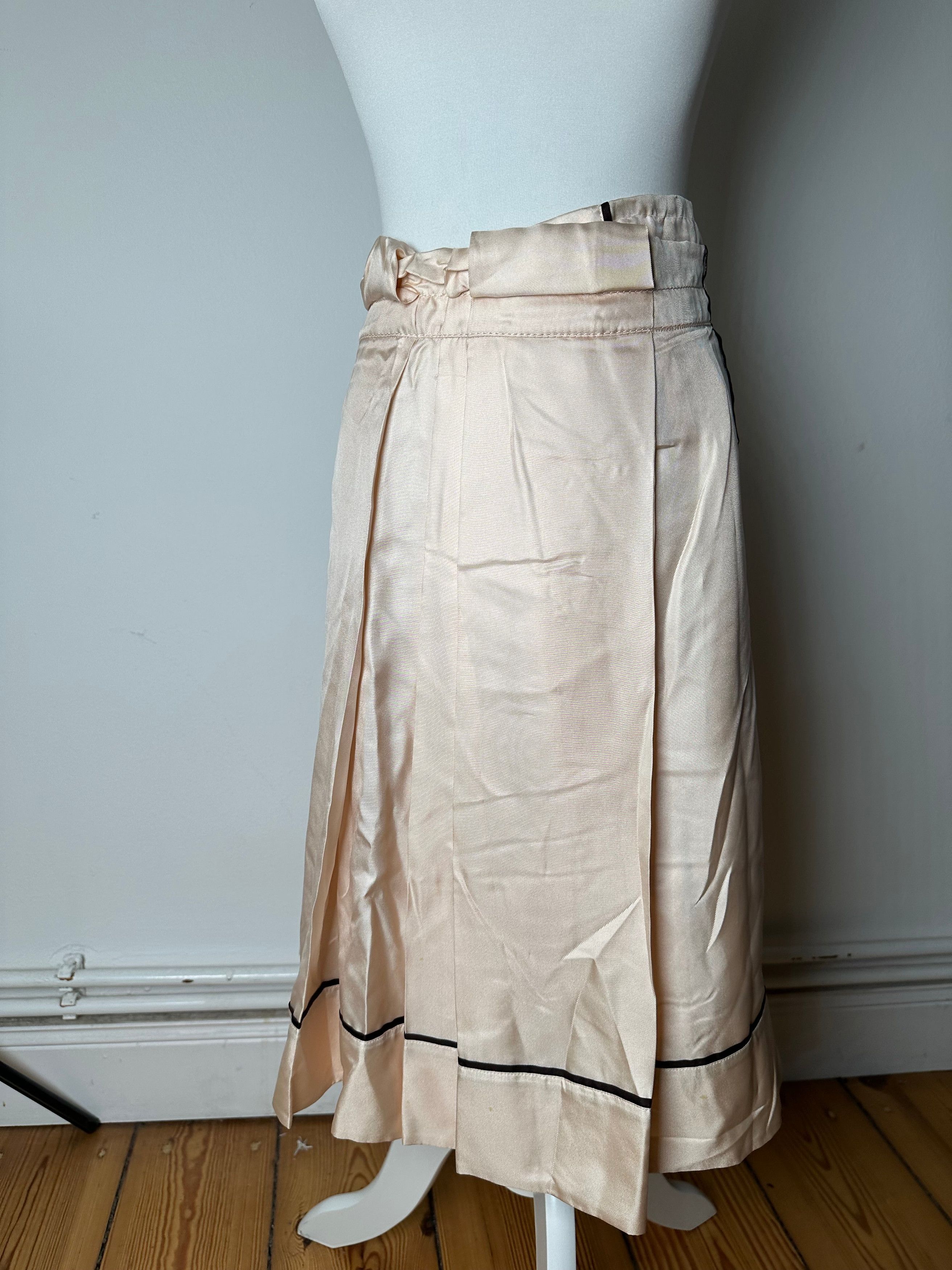 Celine Vintage Silk Skirt Pink Size 27" / US 4 / IT 40 - 13 Thumbnail