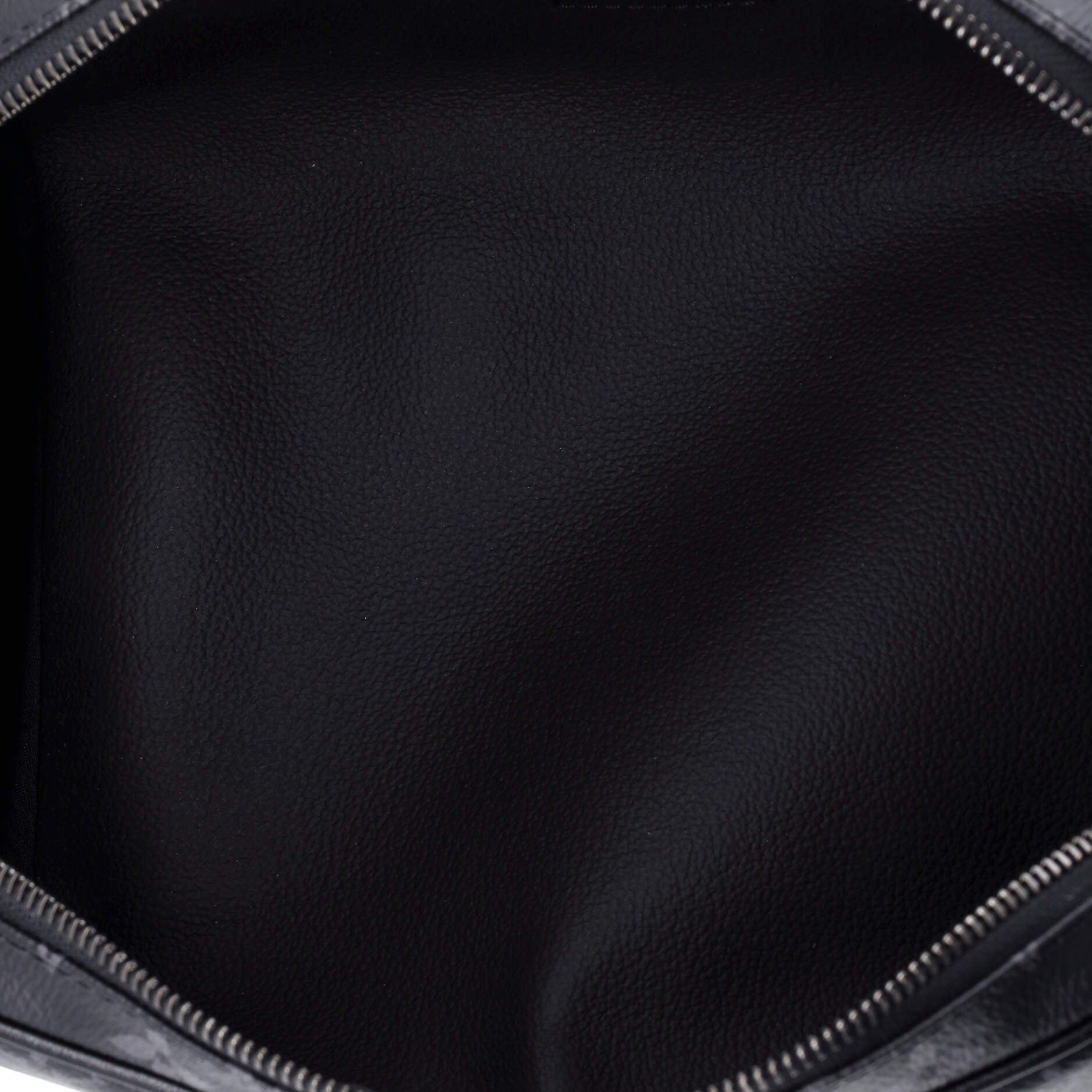 Louis Vuitton Dopp Kit Toiletry Pouch Size ONE SIZE - 5 Thumbnail
