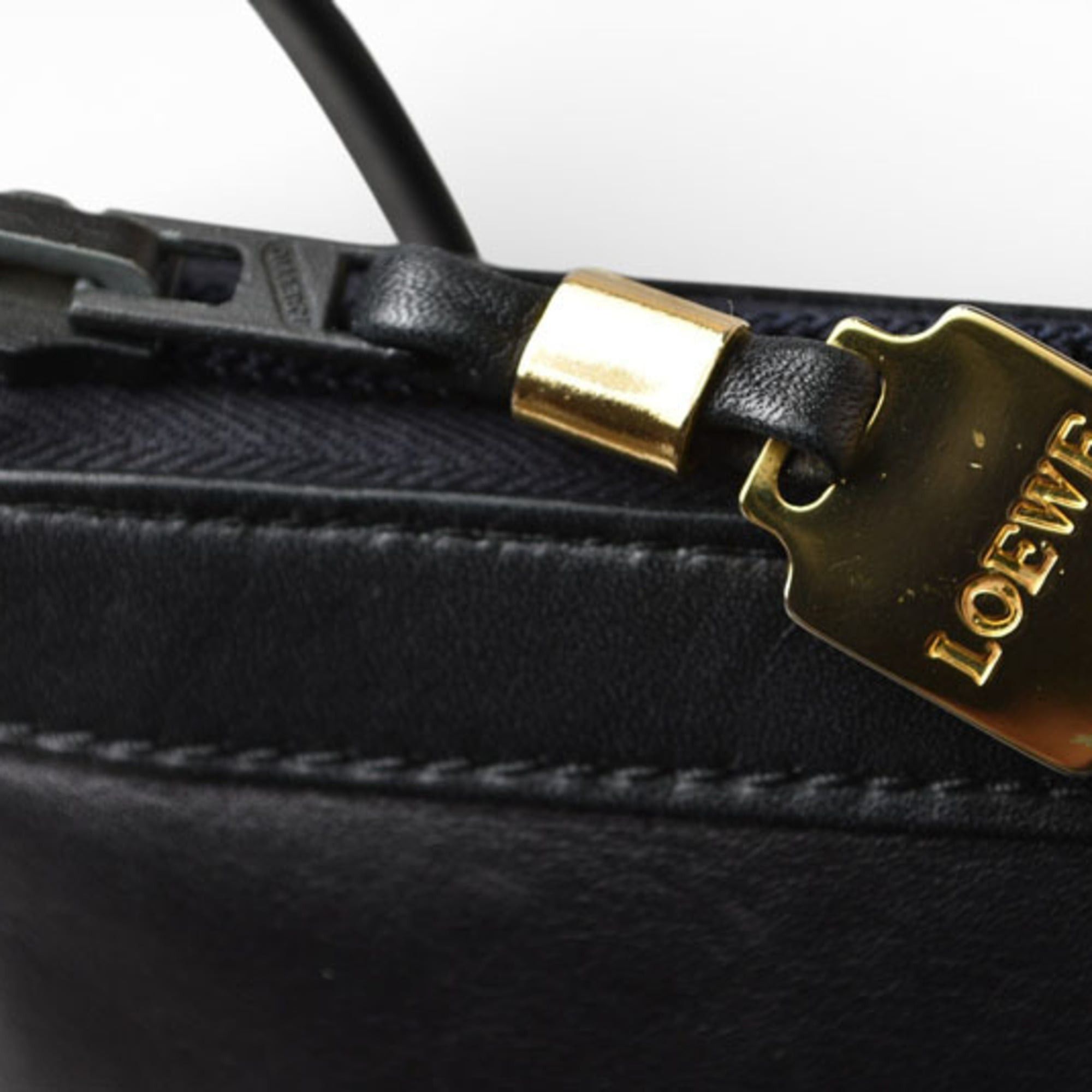 Loewe Loewe shoulder bag, LOEWE Anagram leather, black. Size ONE SIZE - 7 Thumbnail