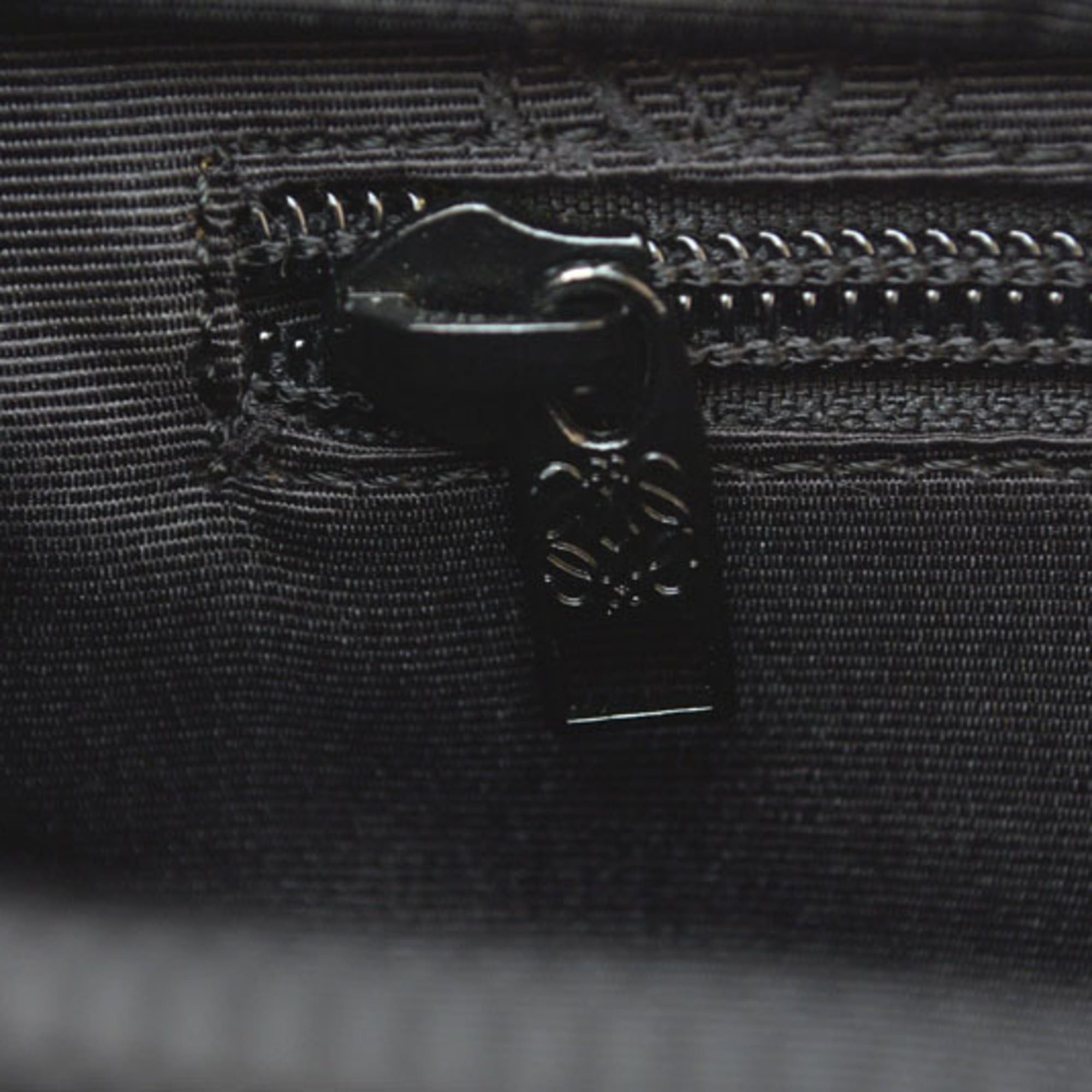 Loewe Loewe handbag, LOEWE bag, Anagram design, metal handle, green and black. Size ONE SIZE - 15 Thumbnail