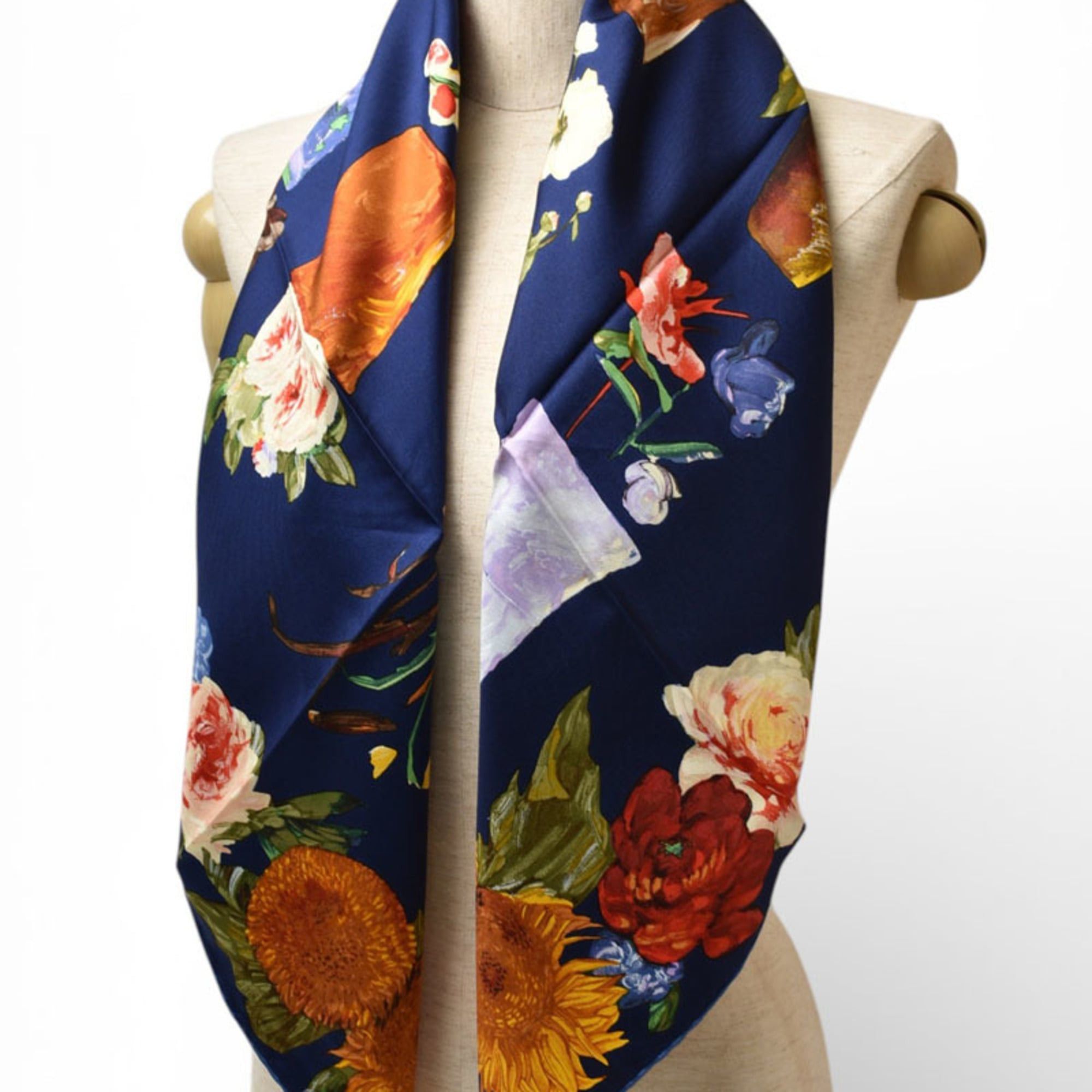 Gucci Gucci scarf, muffler, large flower motif, navy multi-color Size ONE SIZE - 5 Thumbnail