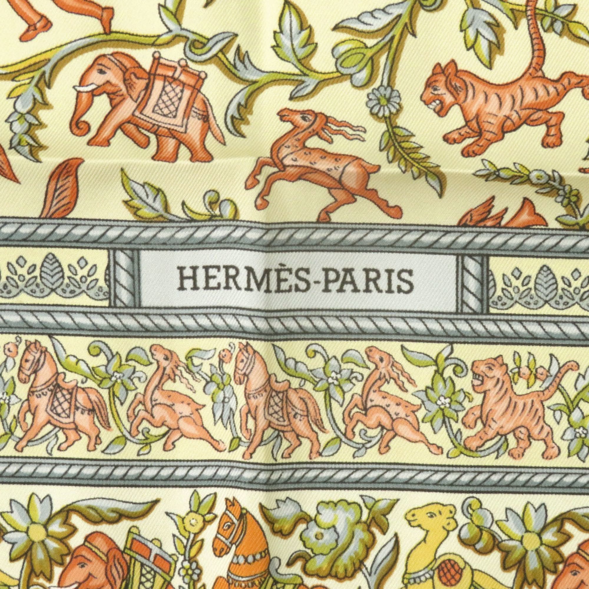 Hermes Hermes Carre 90 "Hunting in India" Scarf/Muffler, Silk, Ivory, Yellow, Light Blue, 0390HERMES Size ONE SIZE - 4 Thumbnail