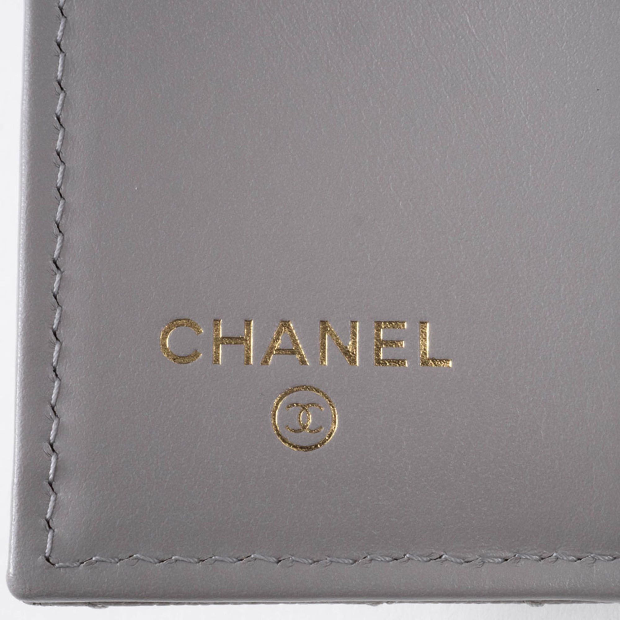Chanel Chanel Caviar Skin Compact Wallet Tri-fold AP2962 Leather Greige Women's CHANEL Size ONE SIZE - 12 Thumbnail