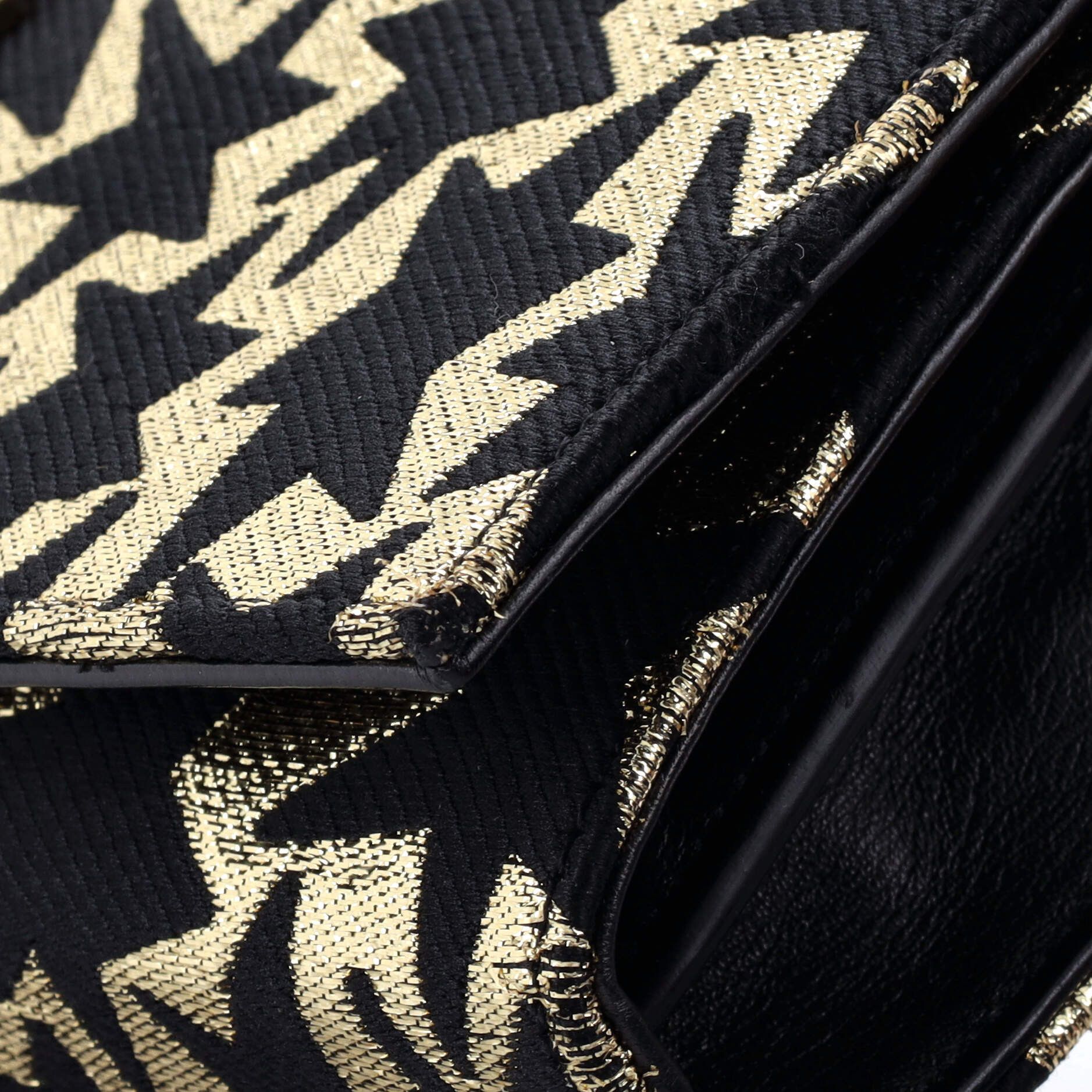 Saint Laurent Paris Classic Monogram Wallet on Chain Size ONE SIZE - 6 Thumbnail