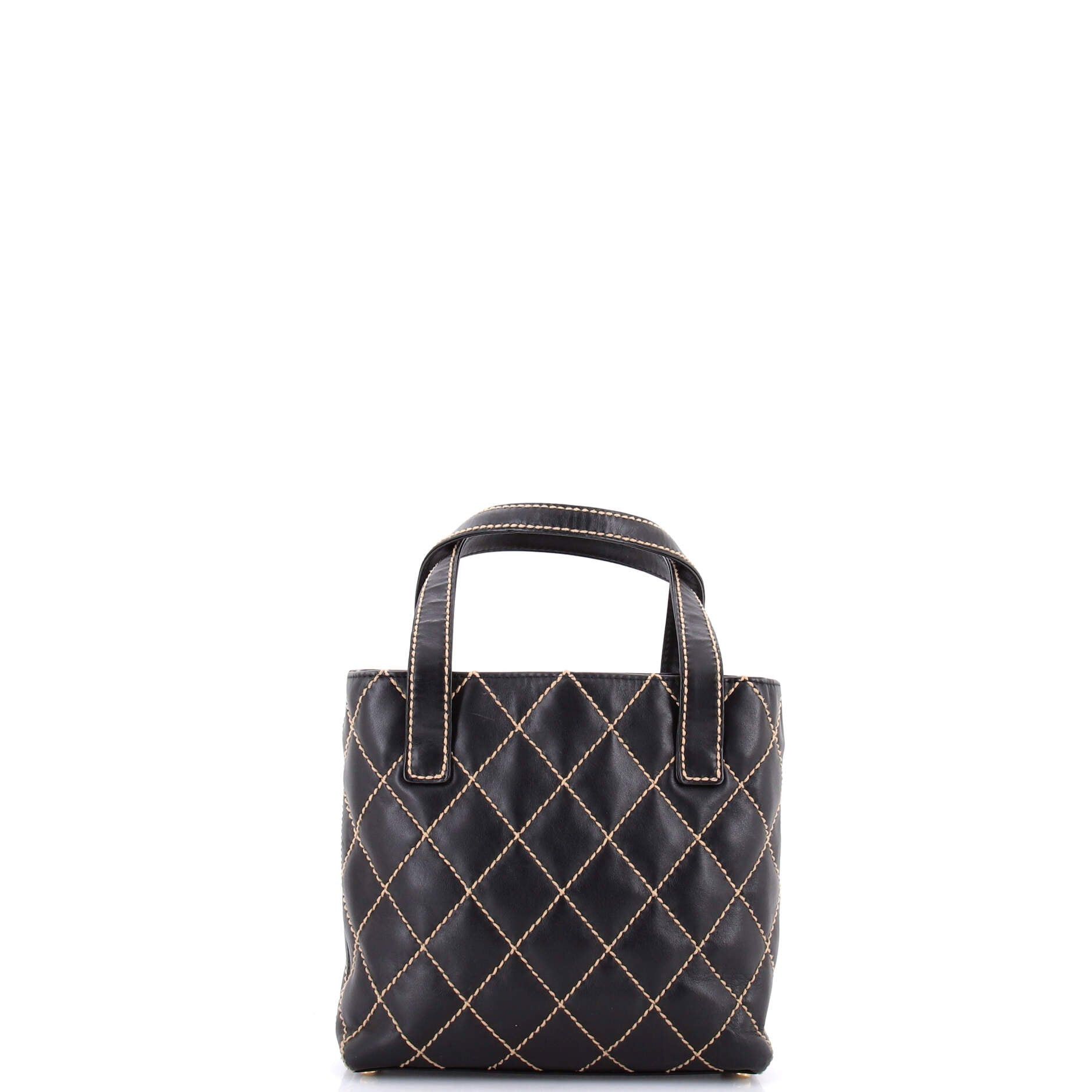 Chanel Surpique Tote Size ONE SIZE - 3 Thumbnail