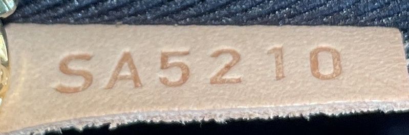 Louis Vuitton Bum Bag Size ONE SIZE - 7 Thumbnail
