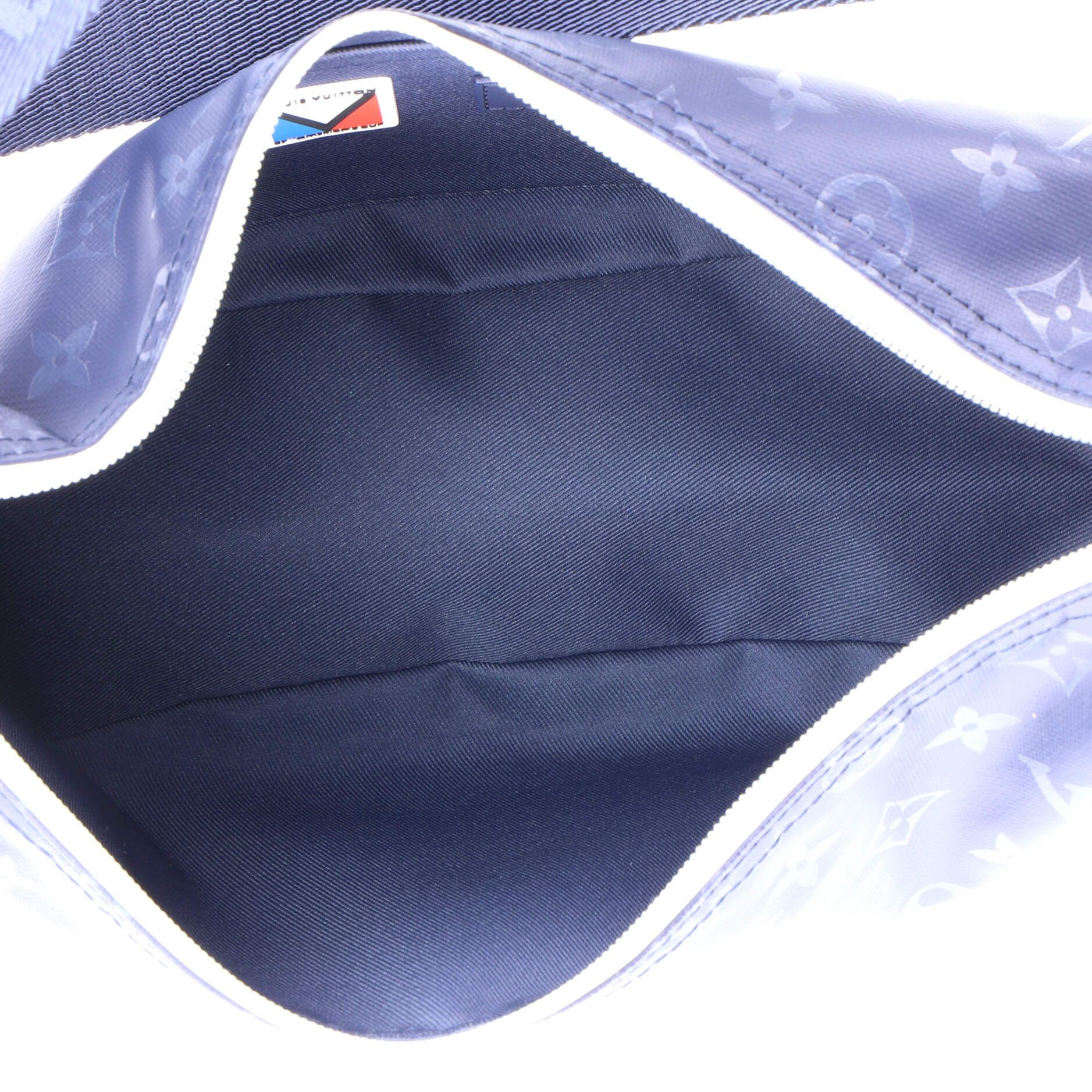 Louis Vuitton America's Cup Hammock Bag Size ONE SIZE - 5 Thumbnail