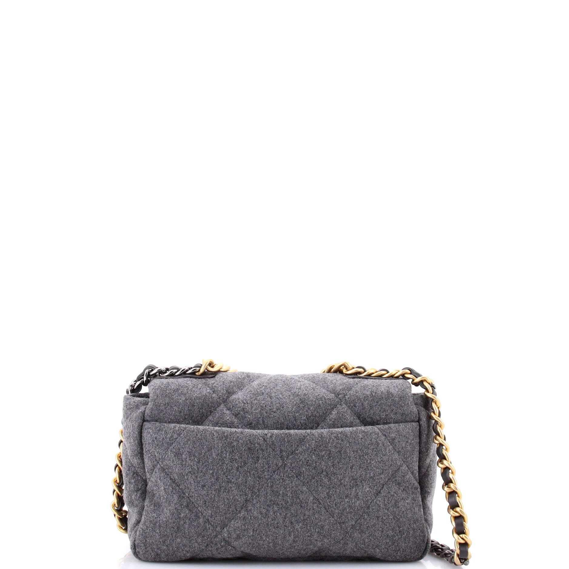 Chanel 19 Flap Bag Size ONE SIZE - 3 Thumbnail