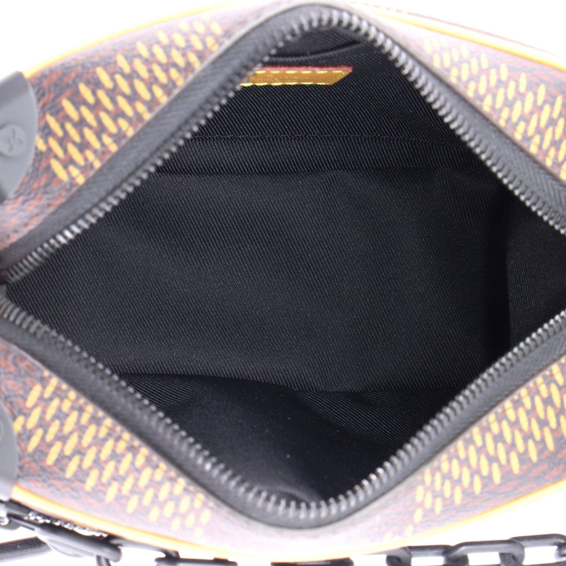 Louis Vuitton Nigo Soft Trunk Bag Size ONE SIZE - 5 Thumbnail