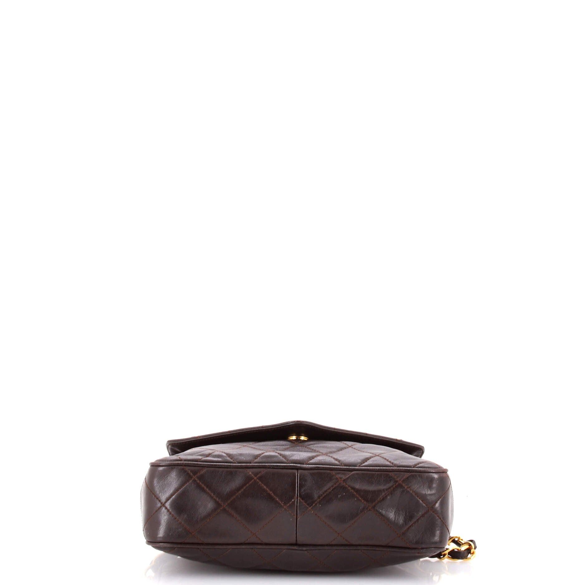 Chanel Vintage Diamond CC Flap Pocket Camera Bag Size ONE SIZE - 4 Thumbnail