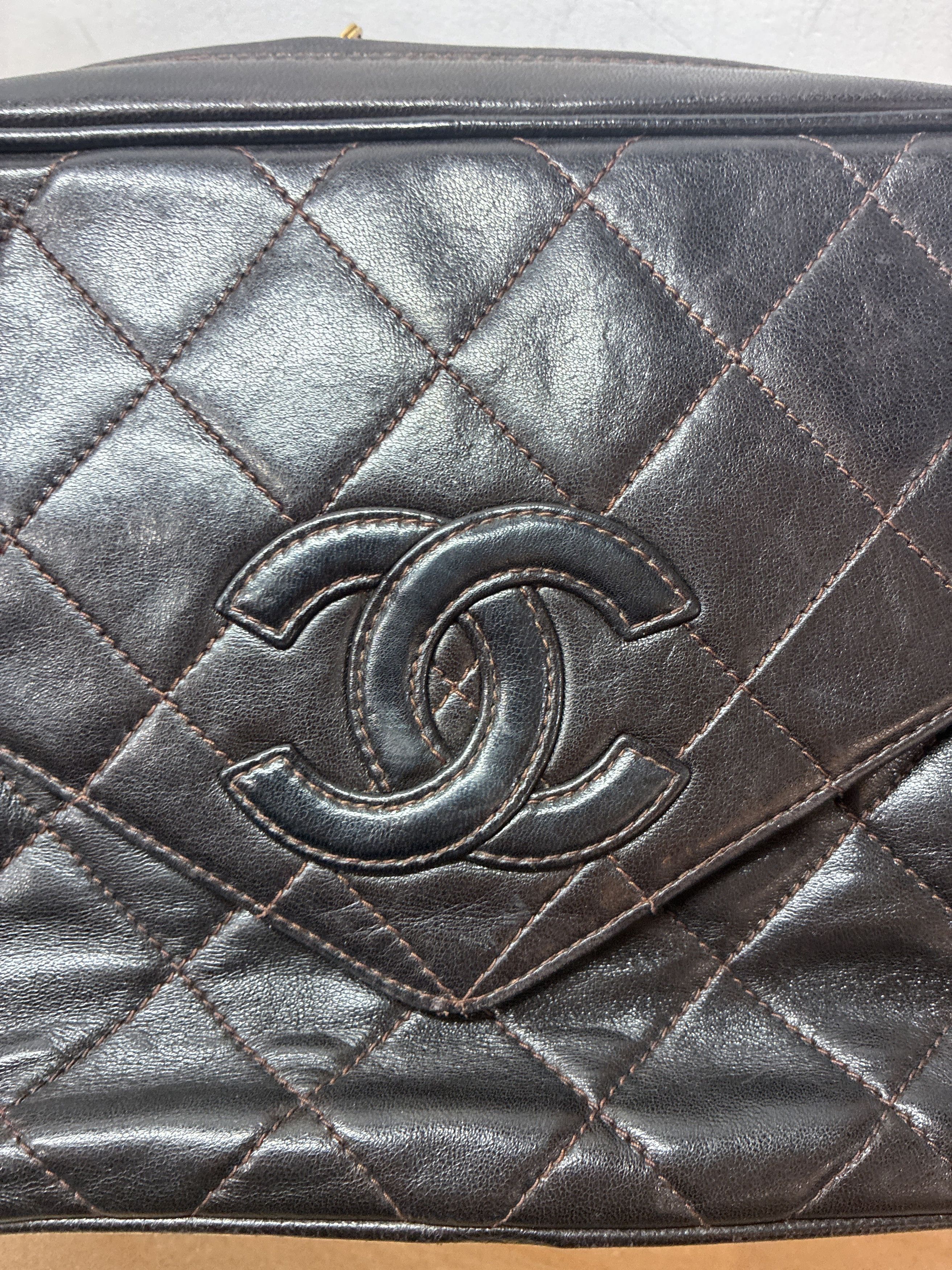 Chanel Vintage Diamond CC Flap Pocket Camera Bag Size ONE SIZE - 9 Thumbnail