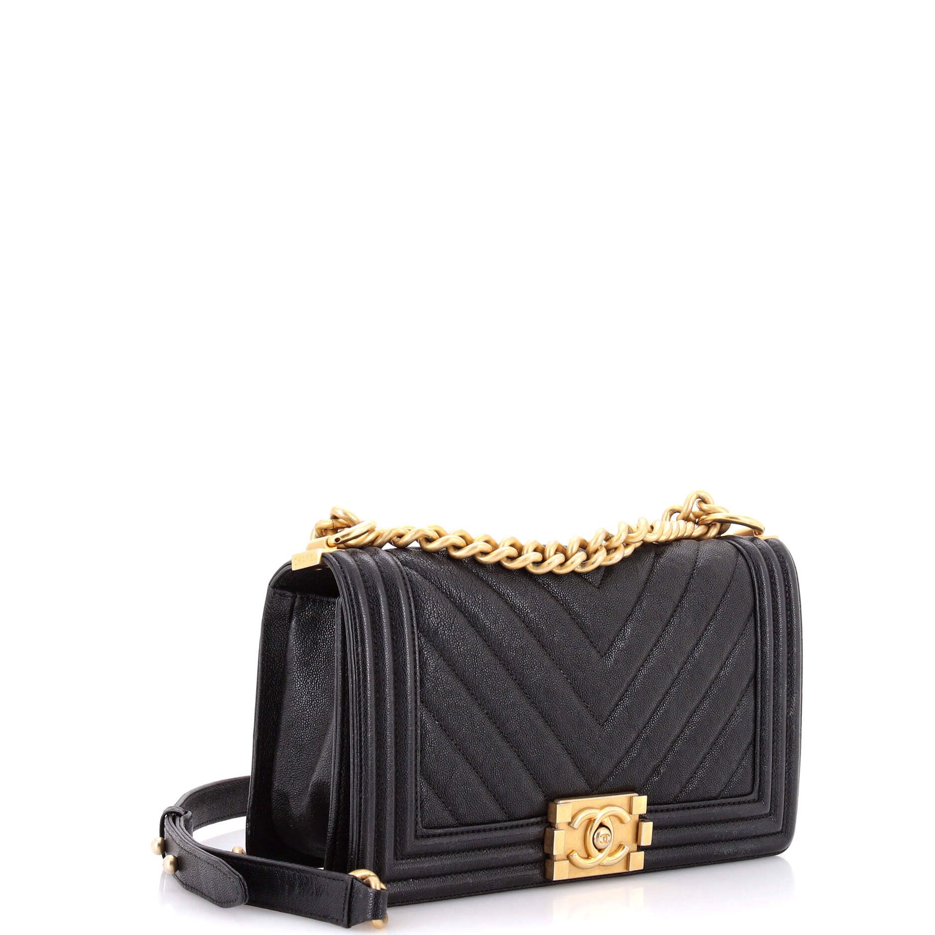 Chanel Boy Flap Bag Size ONE SIZE - 2 Thumbnail