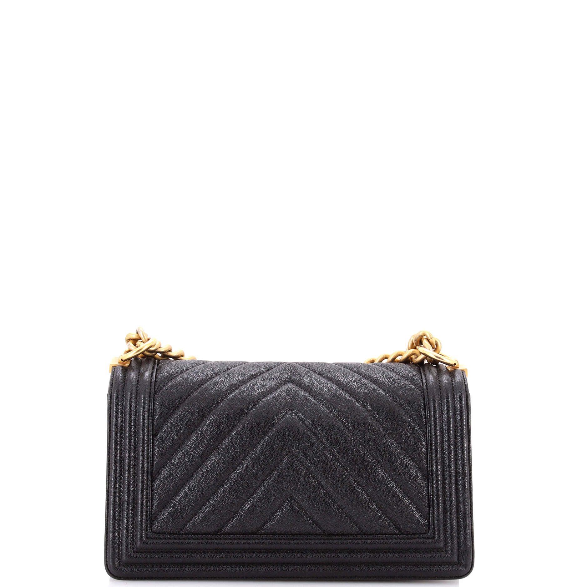 Chanel Boy Flap Bag Size ONE SIZE - 3 Thumbnail