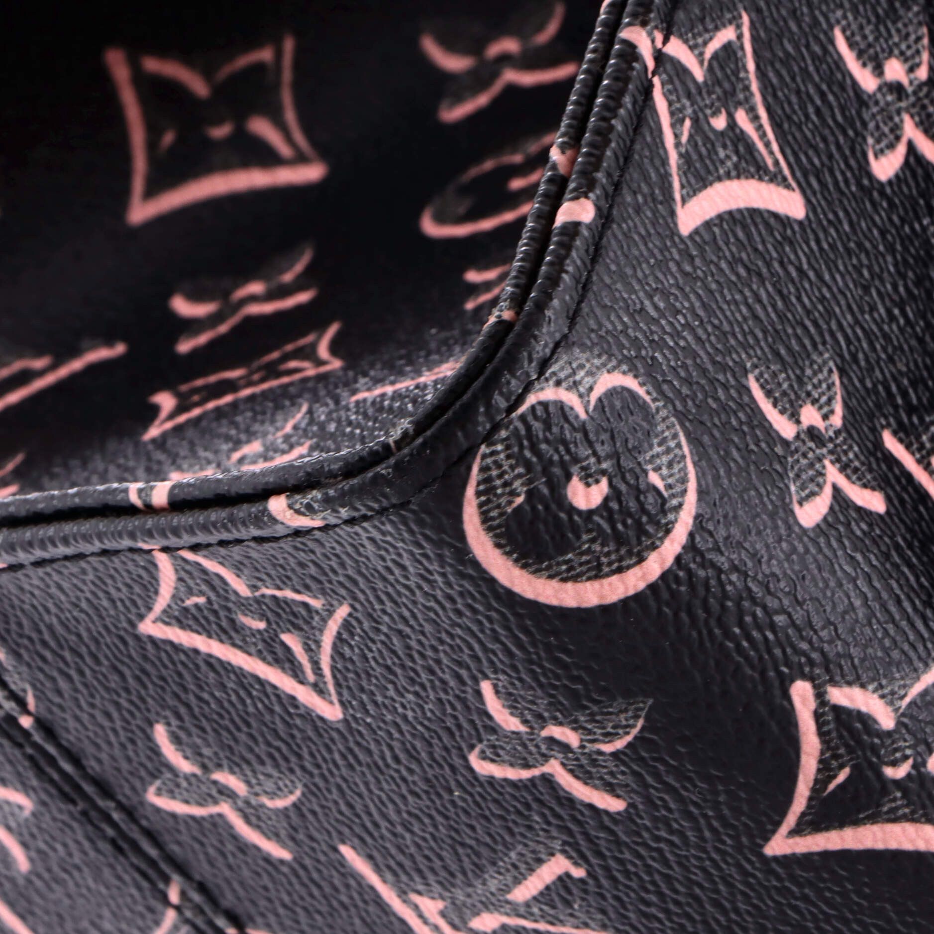 Louis Vuitton OnTheGo Tote Size ONE SIZE - 6 Thumbnail
