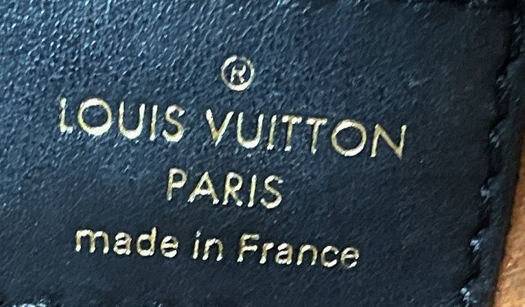 Louis Vuitton On My Side Tote Size ONE SIZE - 7 Thumbnail
