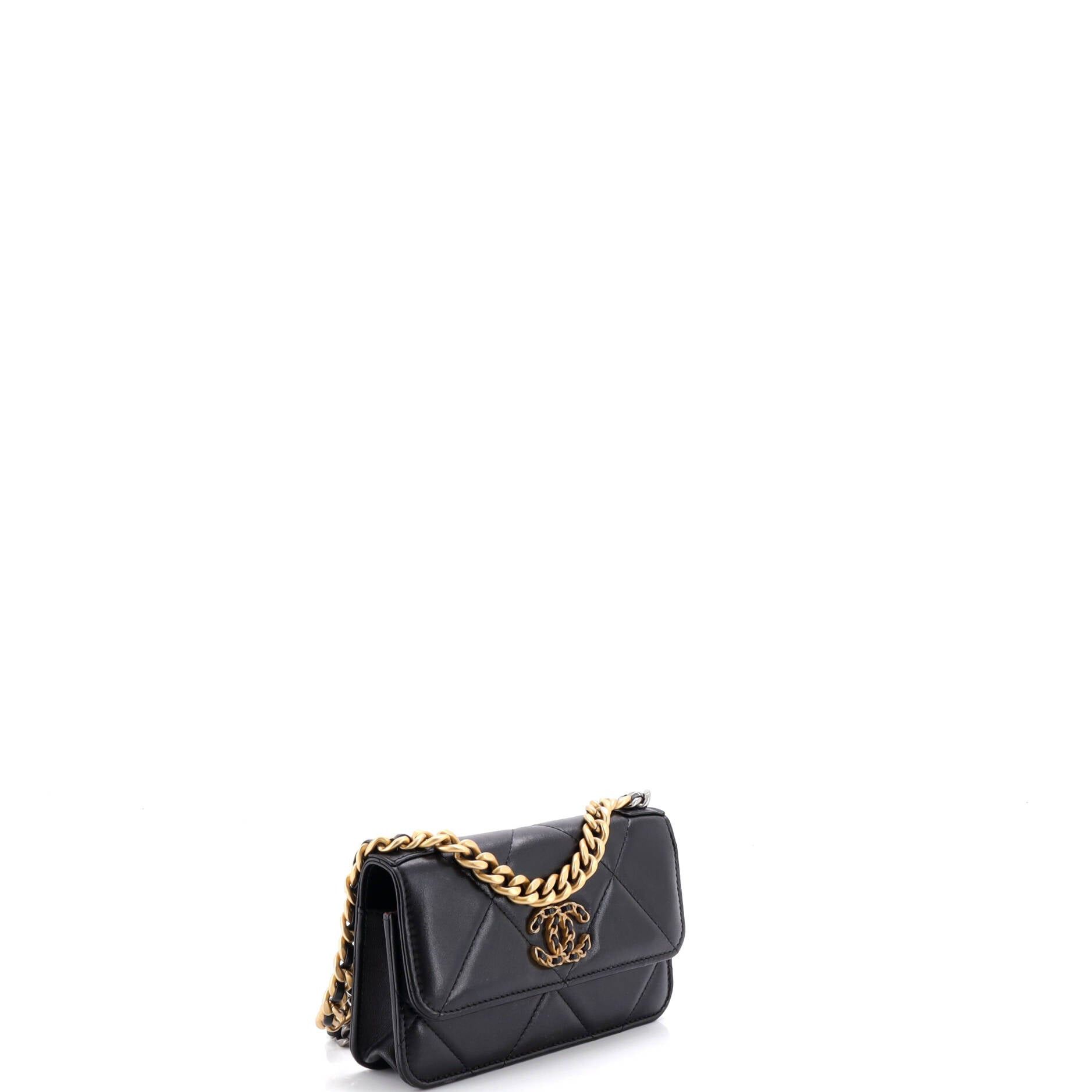 Chanel 19 Flap Phone Holder with Chain Size ONE SIZE - 2 Thumbnail